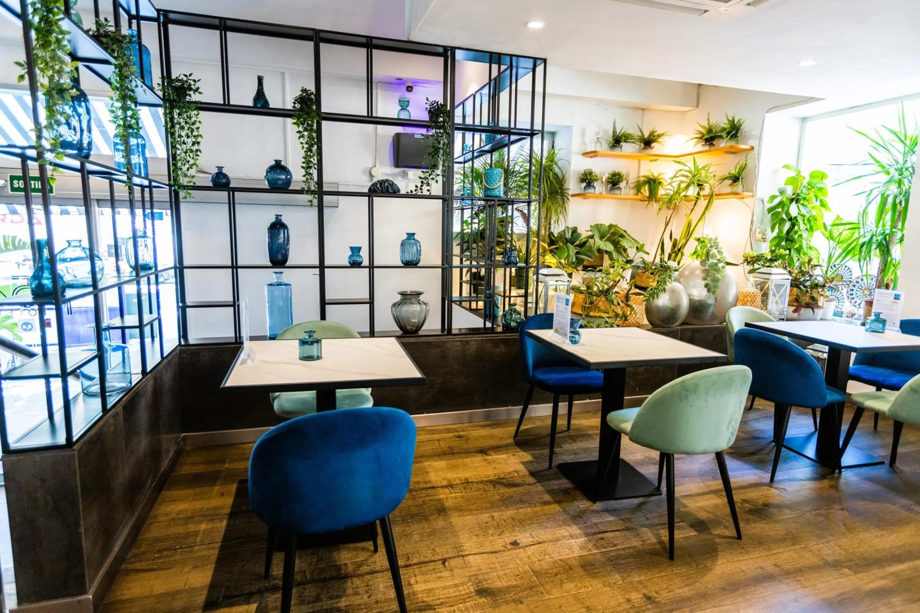 Lounge or bar in Hotel 54 Barceloneta