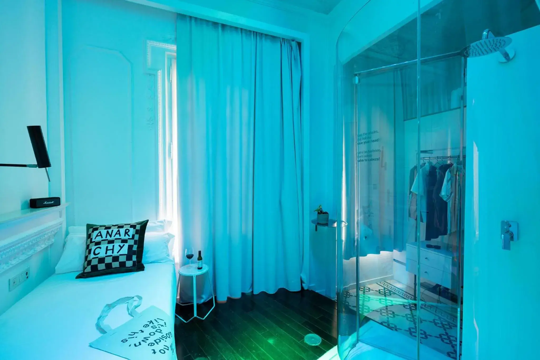 Single Room - single occupancy in Chic & Basic Born Boutique Hotel Single Room - single occupancy in Chic & Basic Born Boutique Hotel