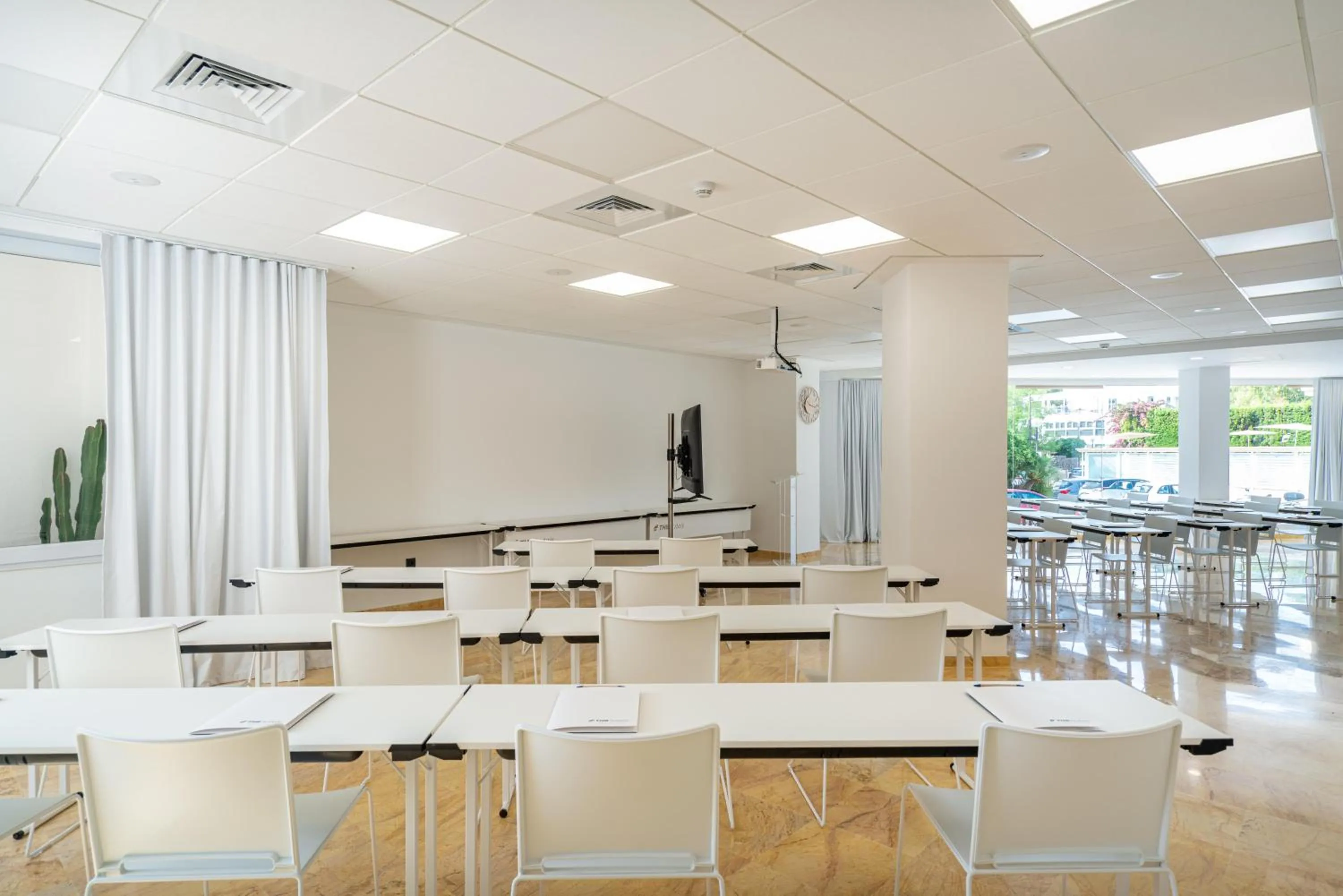 Meeting/conference room in THB Maria Isabel - Adults Only