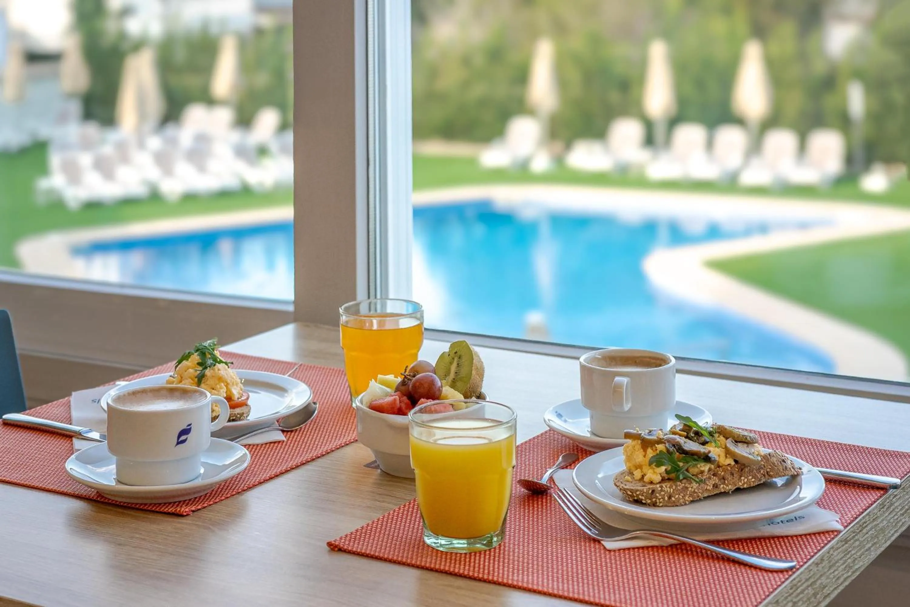 Restaurant/places to eat in THB Maria Isabel - Adults Only