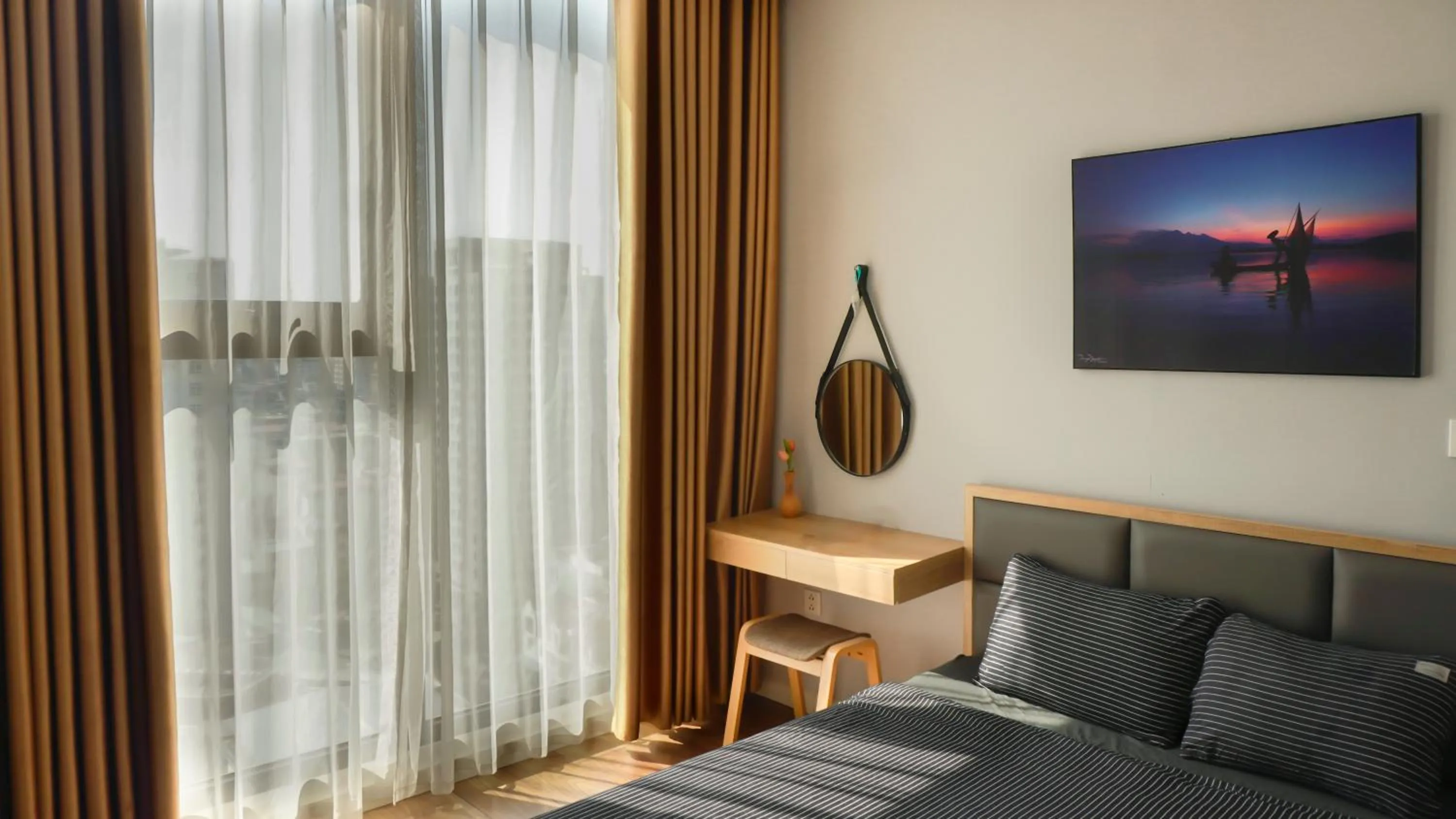 Bed in Muse Hanoi Lake View Luxury Apartment - D' Eldorado