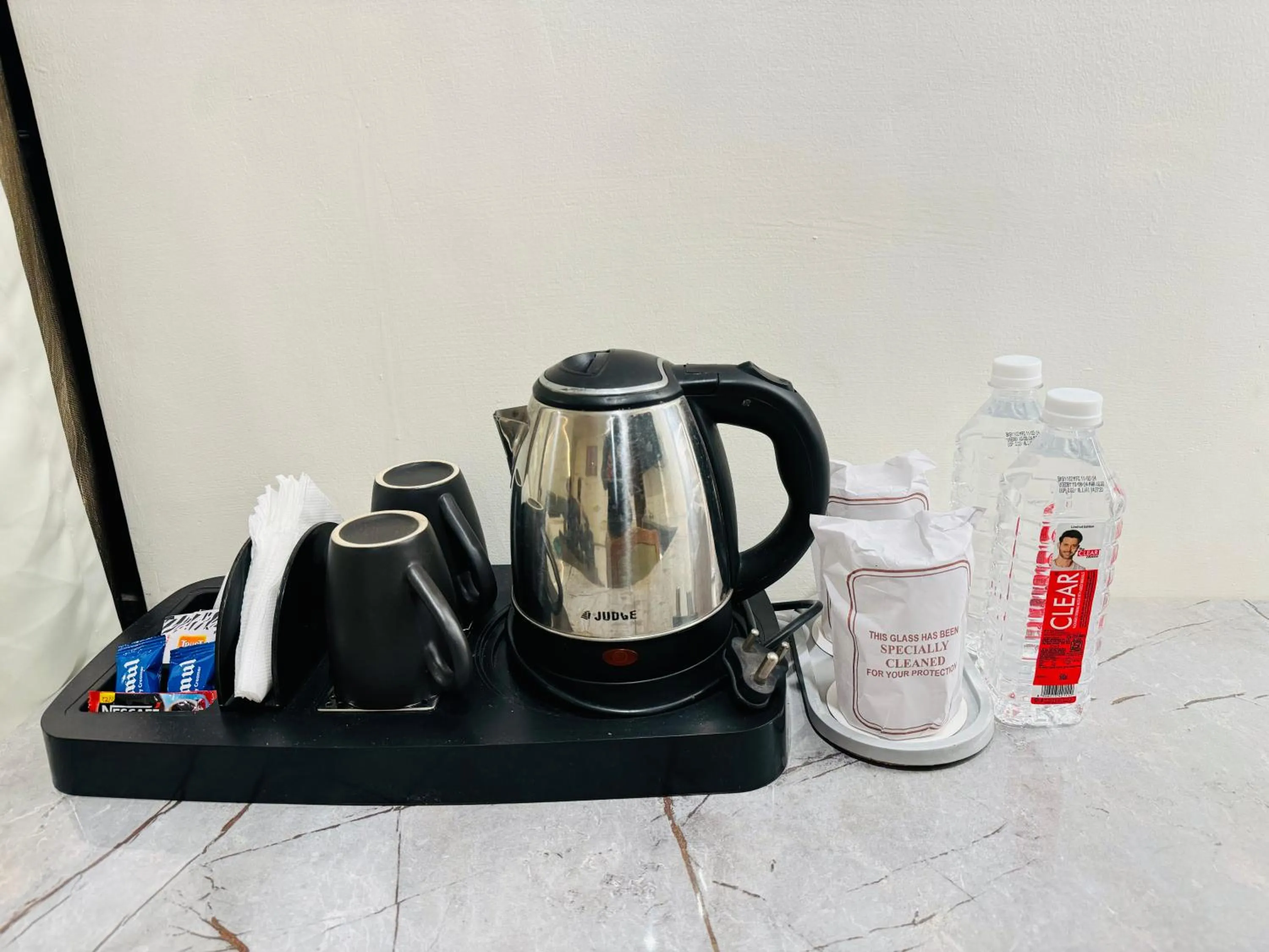 THE ROYAL PRESIDENCY INN