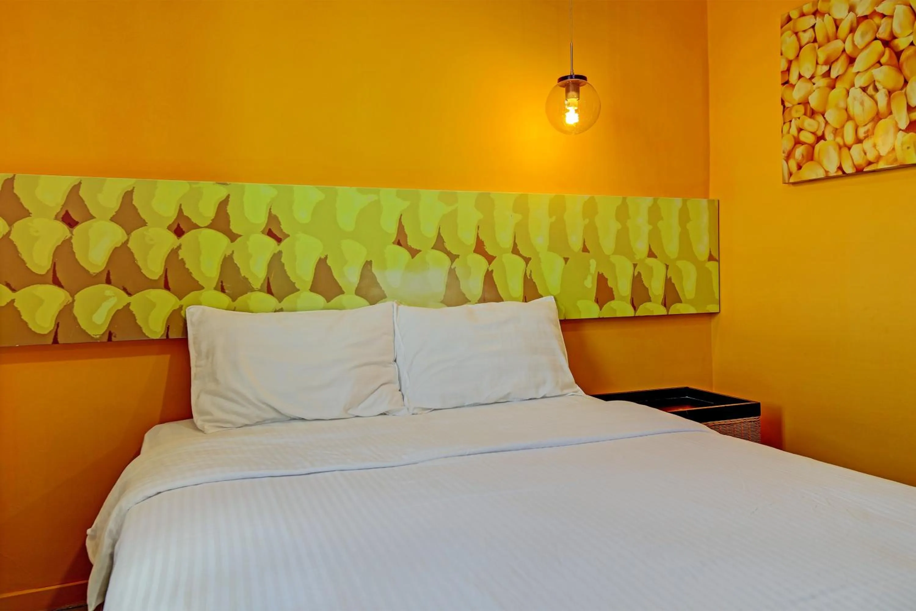 Bedroom, Bed in Hotel O Northern Inn