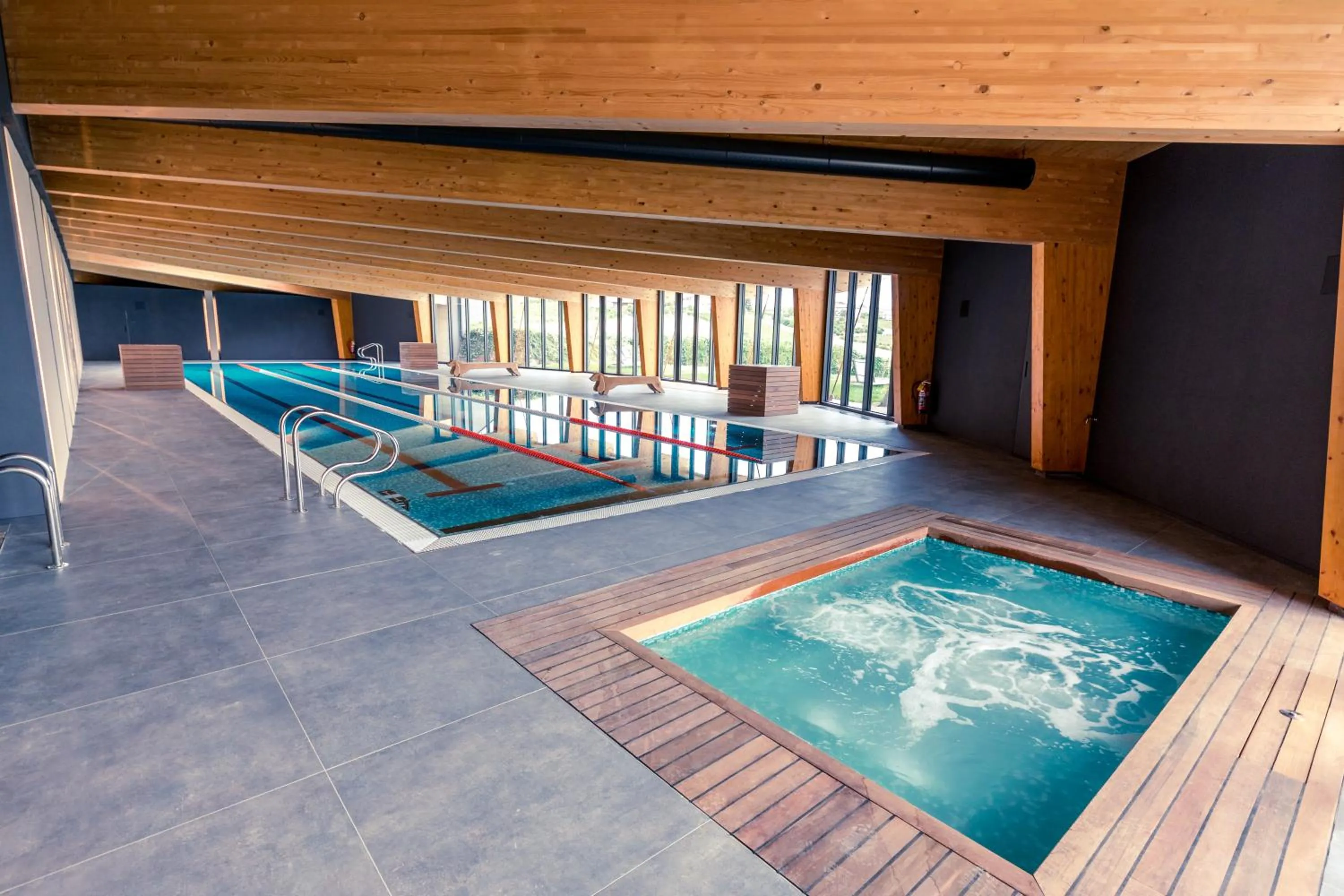 Swimming pool in Le Marne Relais - Small Luxury Hotels of the World