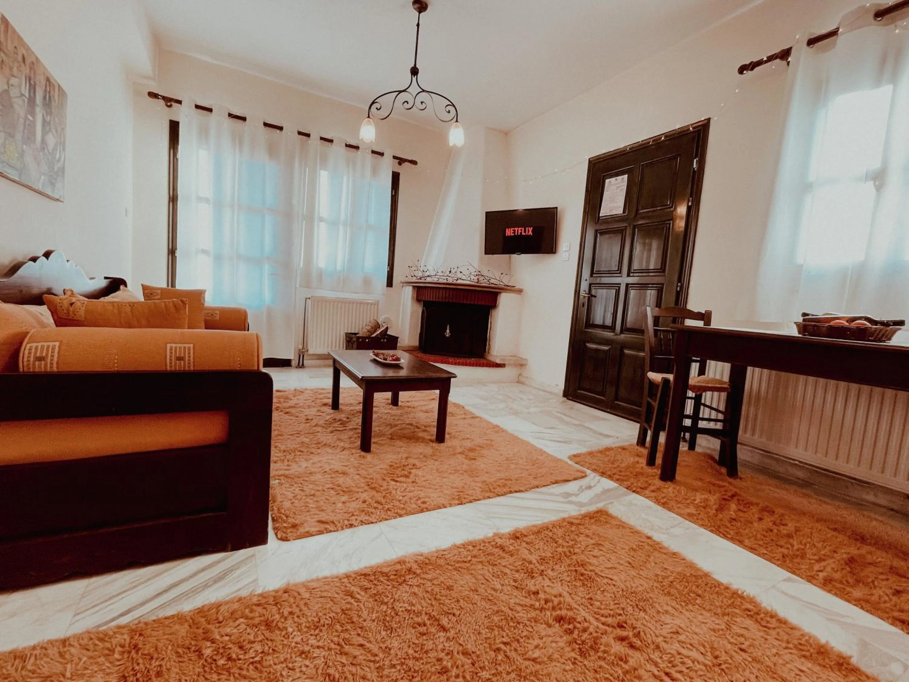 TV and multimedia in Muses Apartments