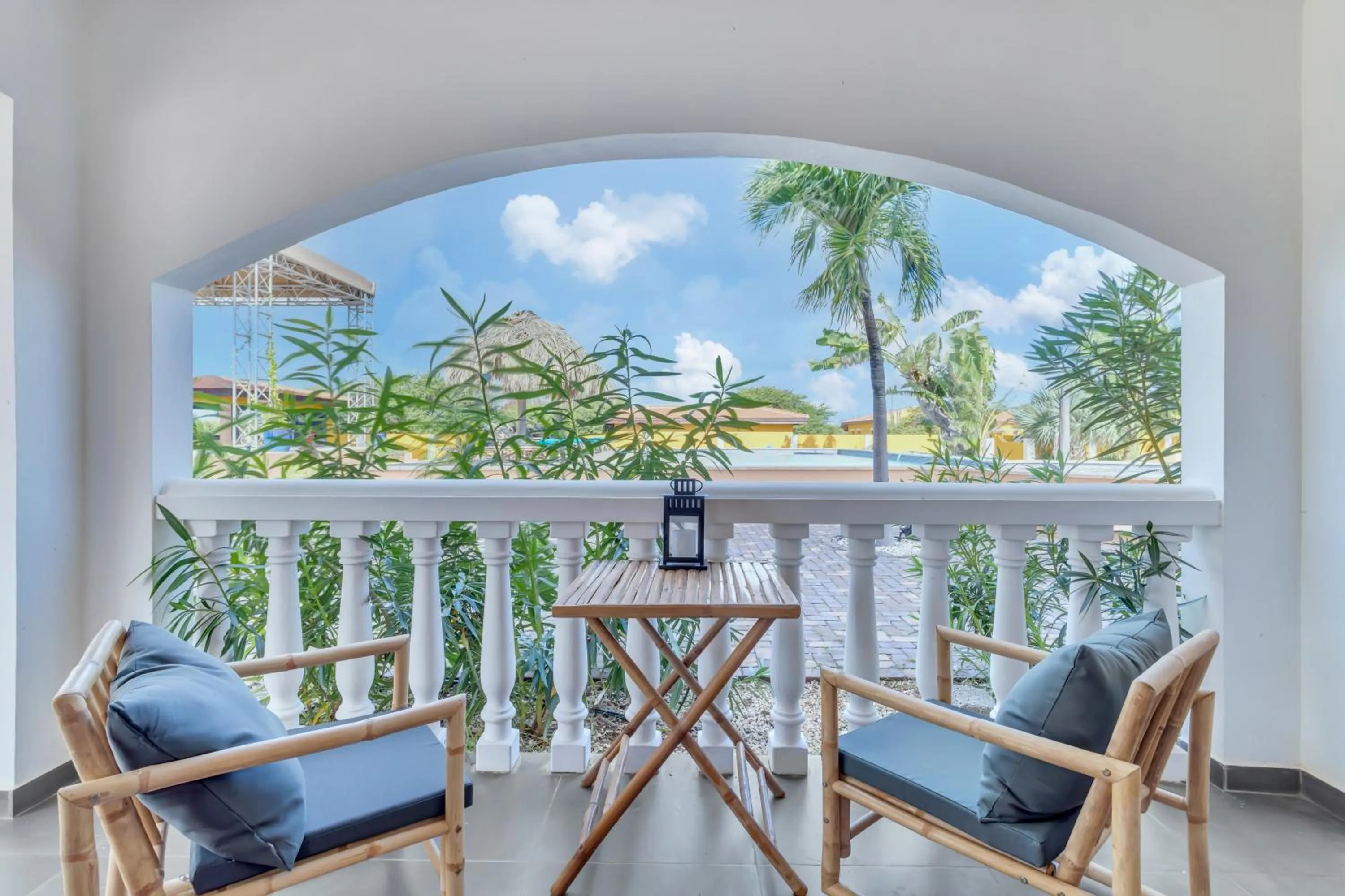 Deluxe Double Room with Balcony in Boutique Hotel Wanapa