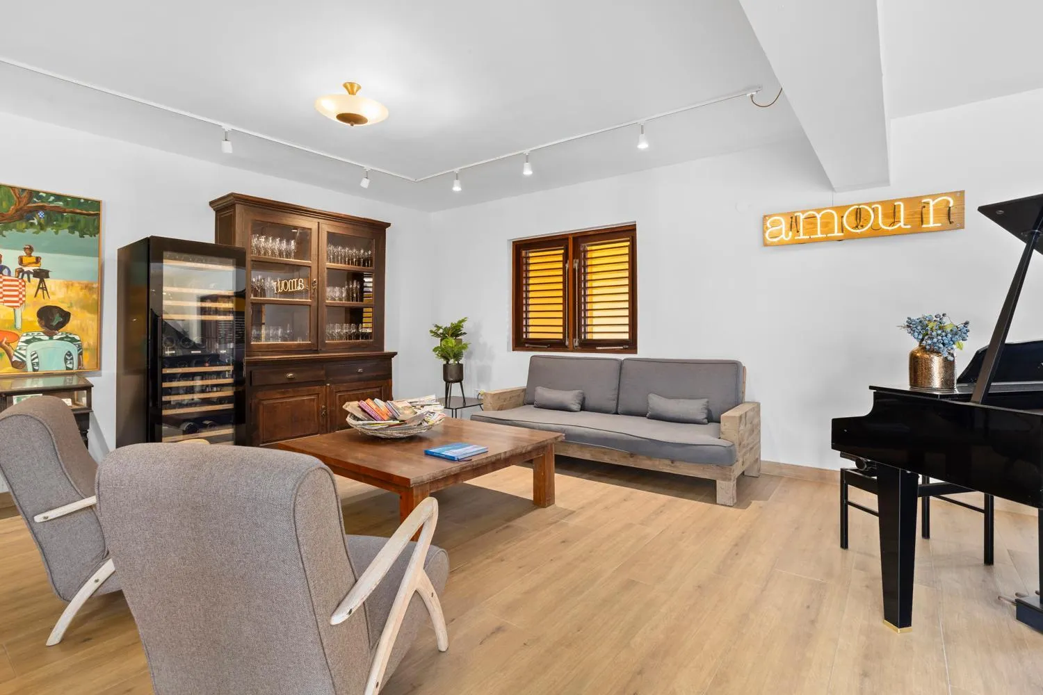 Communal lounge/ TV room in Boutique Hotel Wanapa - Adult Friendly - 14 years and older