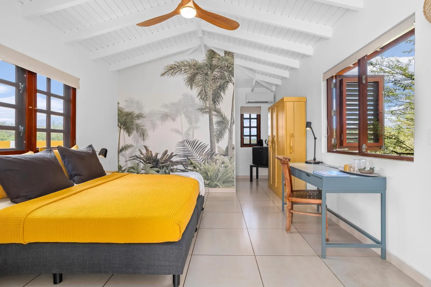 Bed in Boutique Hotel Wanapa - Adult Friendly - 14 years and older