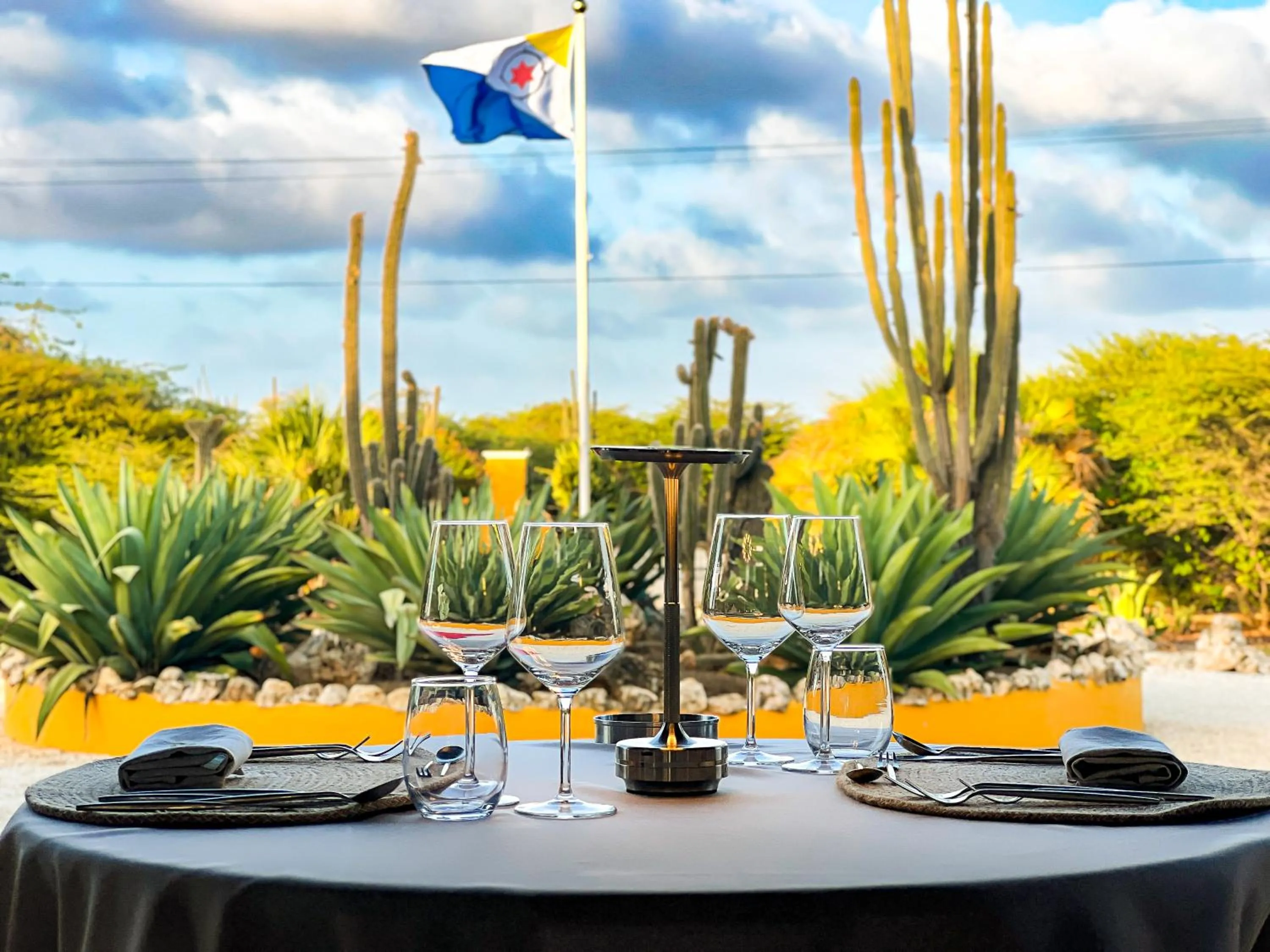 Restaurant/places to eat in Boutique Hotel Wanapa - Adult Friendly - 14 years and older