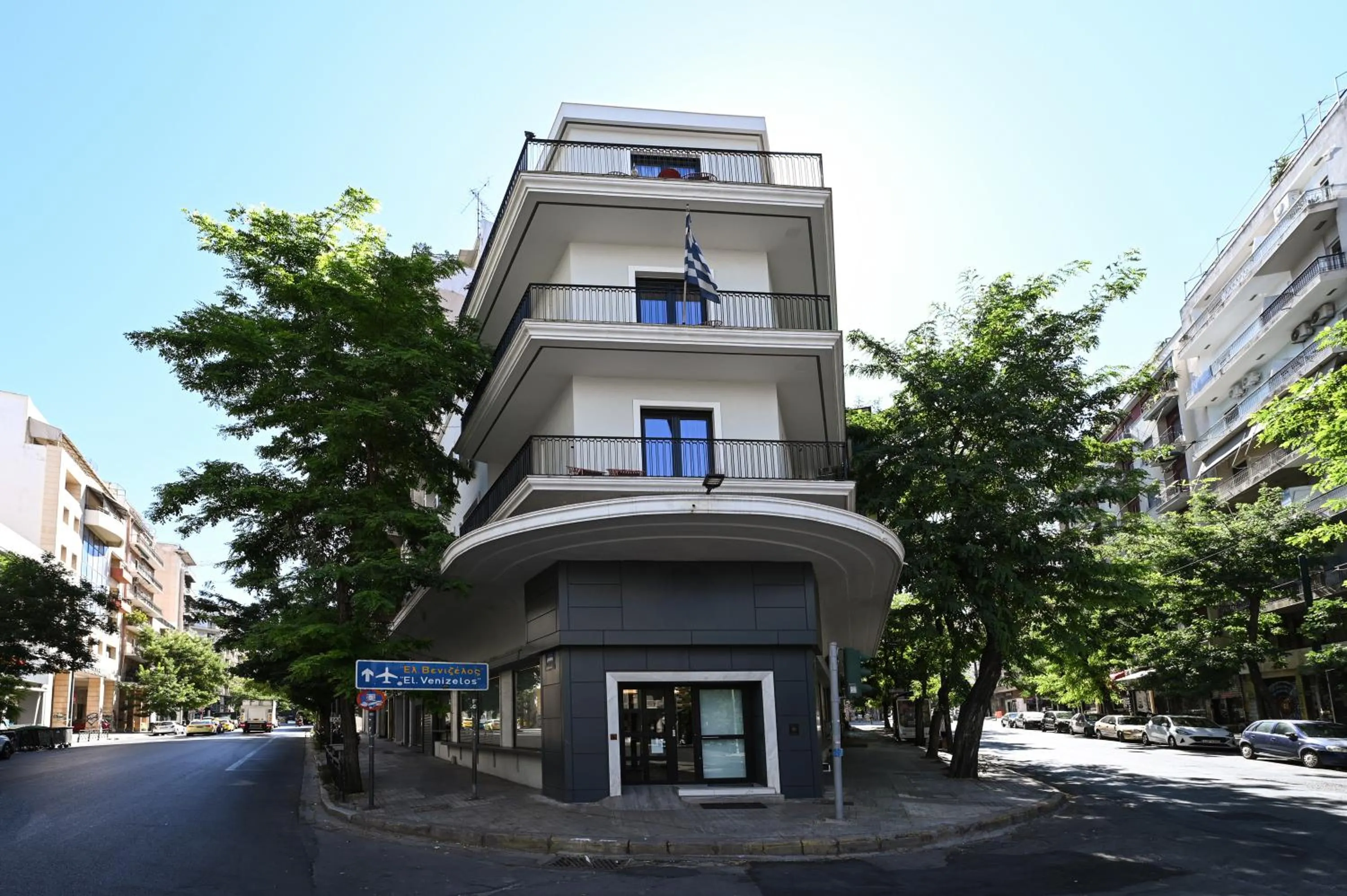 Property building in Urban Core Residence