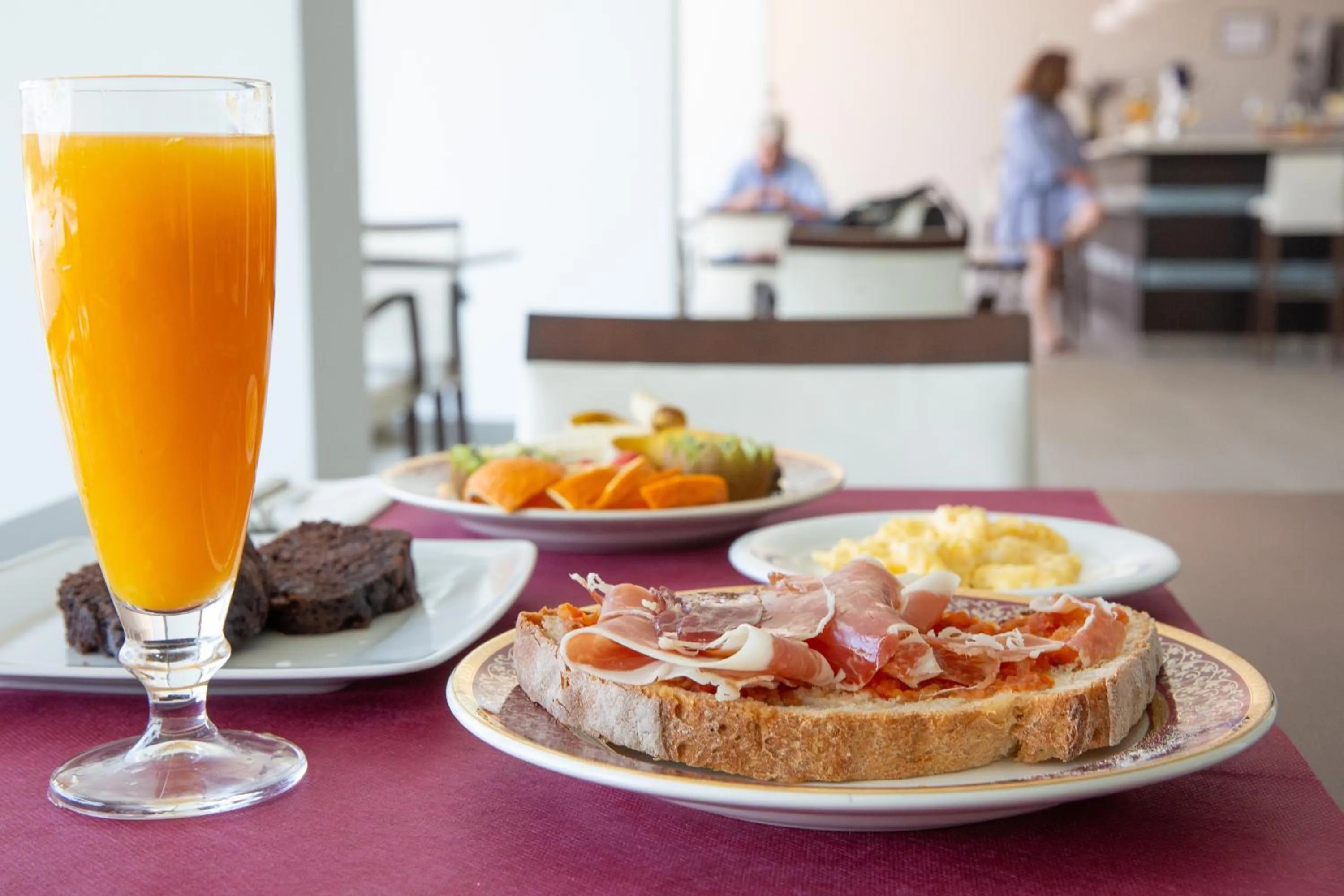 Restaurant/places to eat in Hotel Herbeira