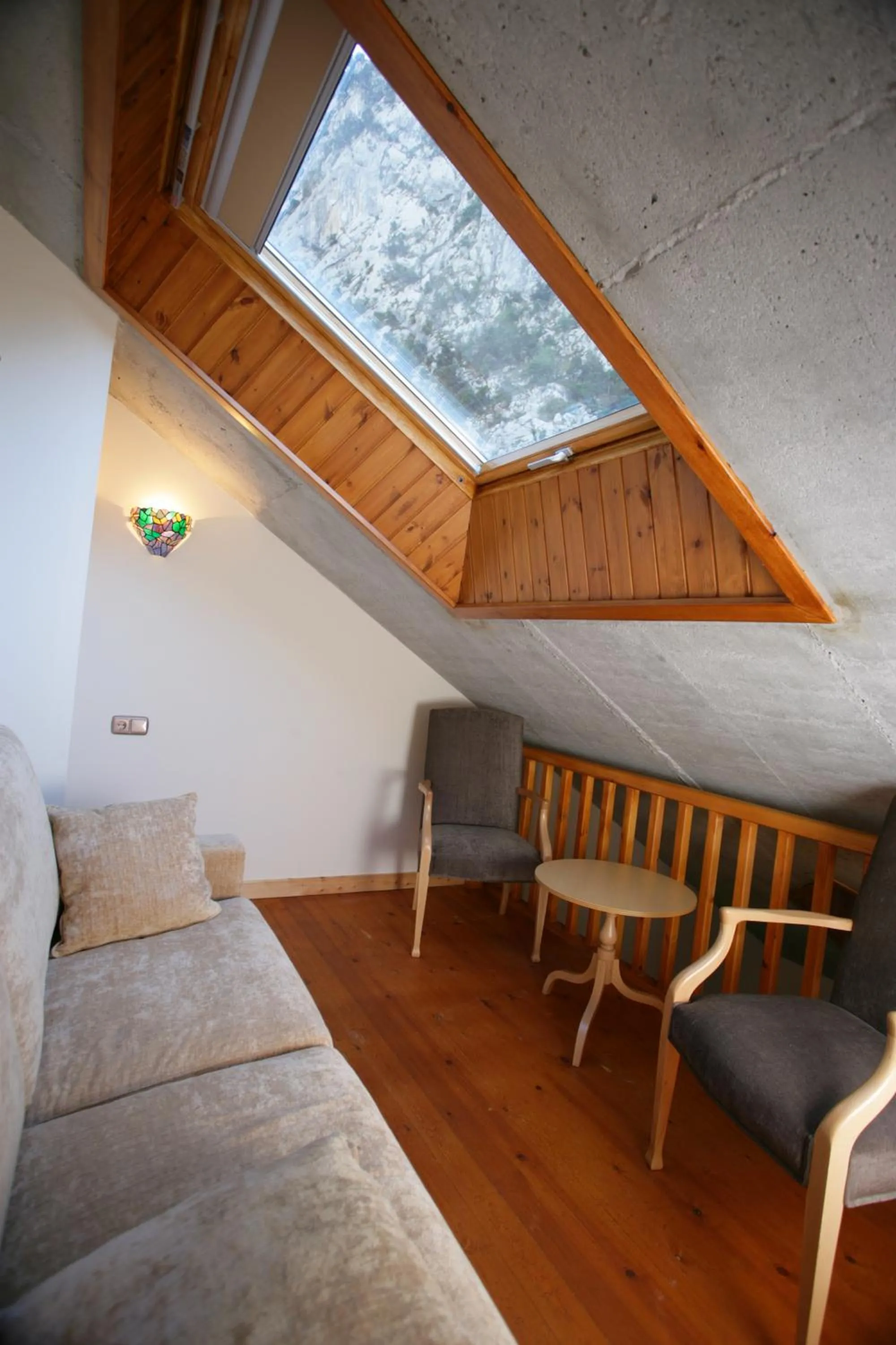 Photo of the whole room in Hotel Balneario La Hermida