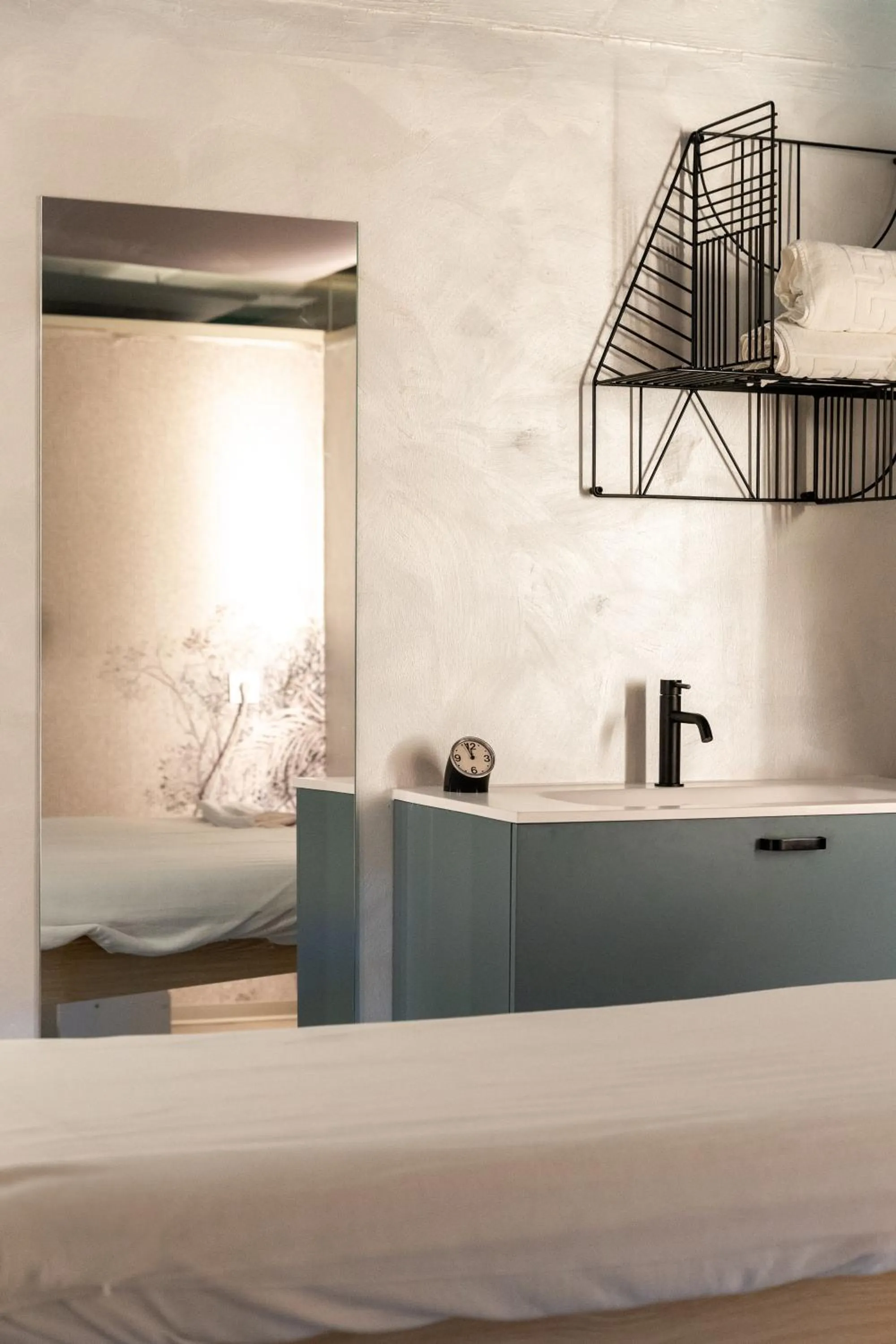 Massage, Bed in Hotel Balneario La Hermida