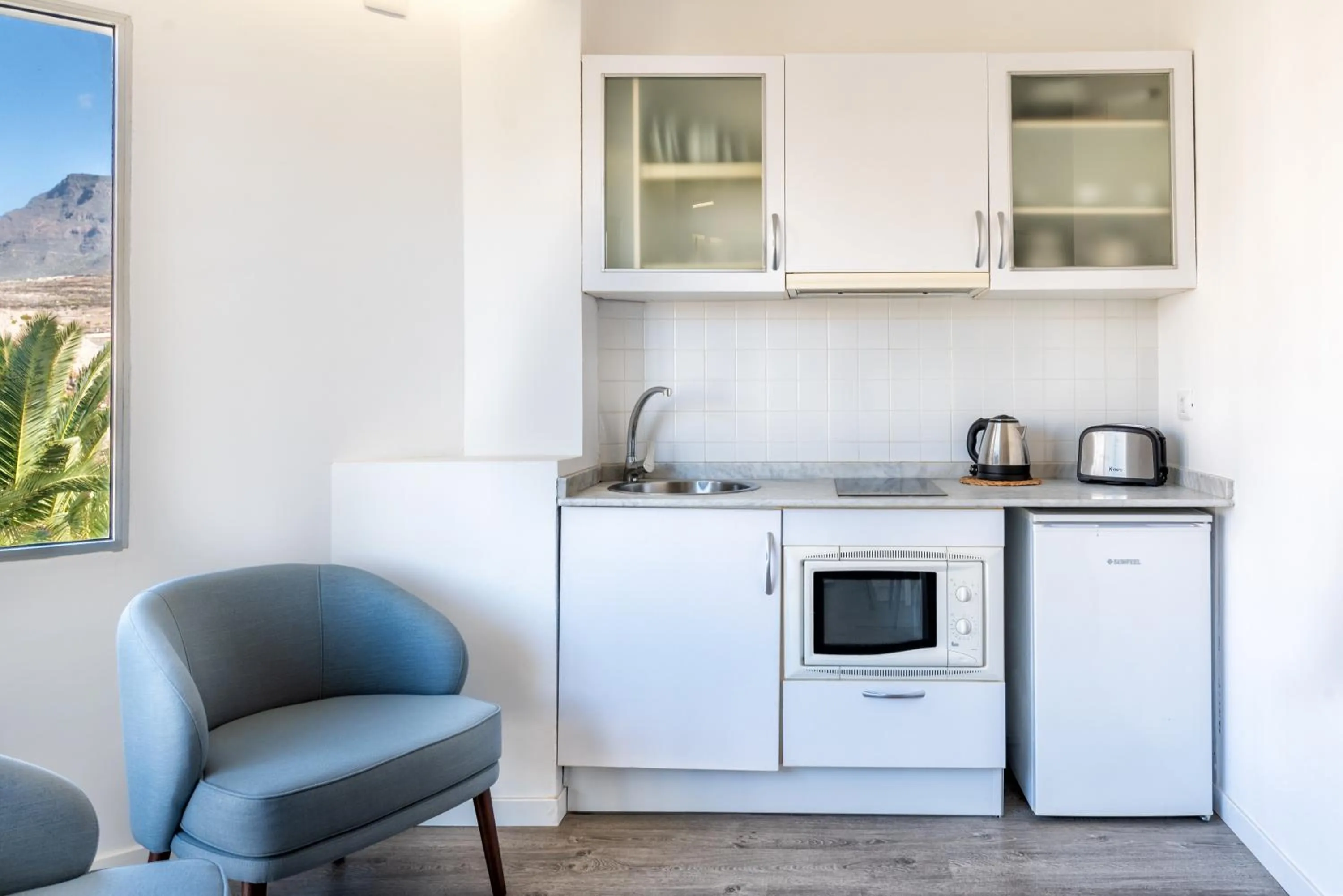 kitchen in HG Tenerife Sur