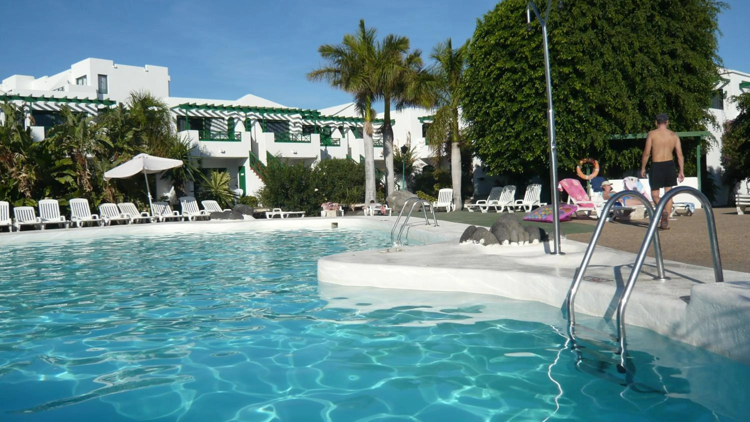 Swimming pool in HG Lomo Blanco