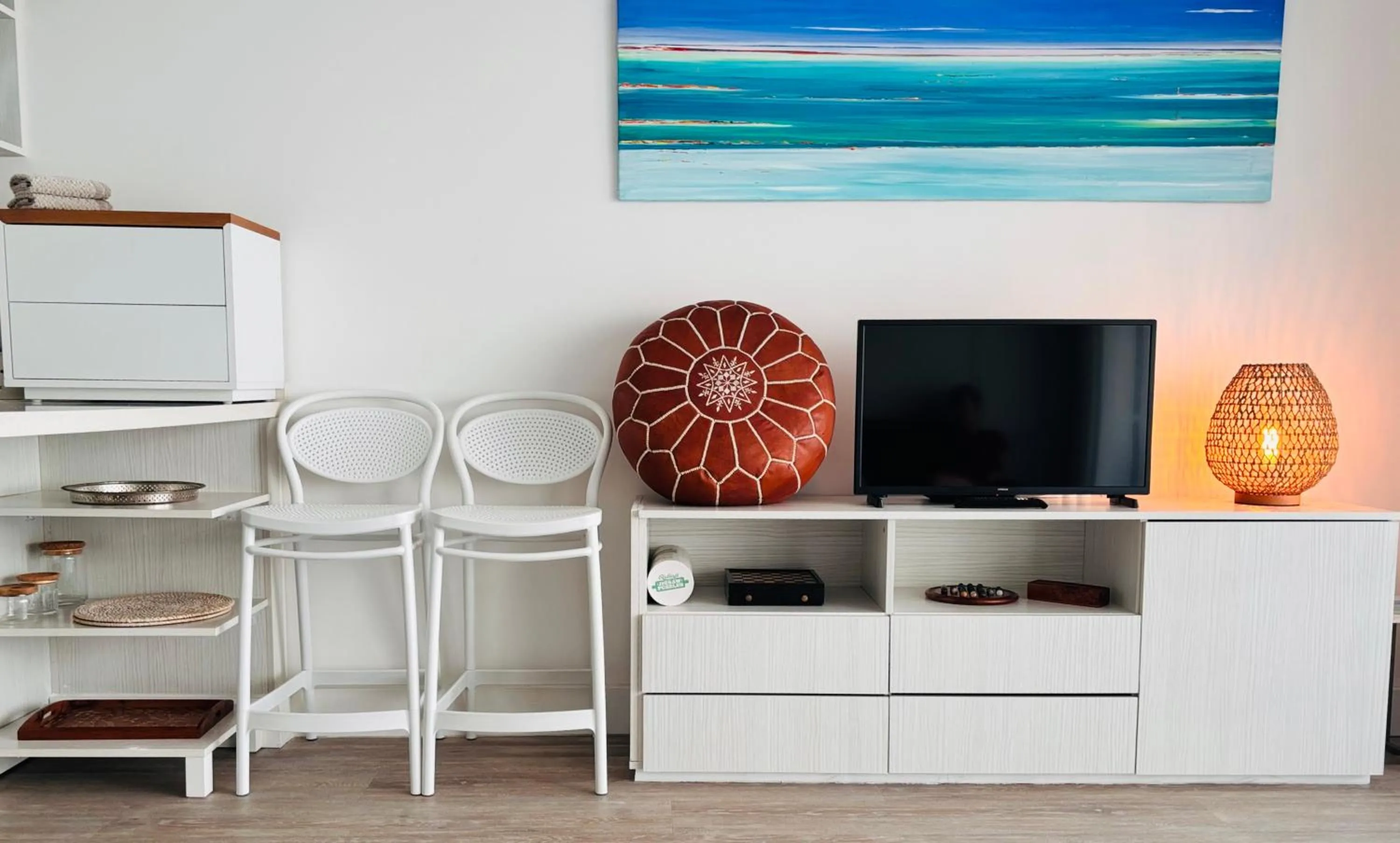 TV and multimedia in Studio Deluxe