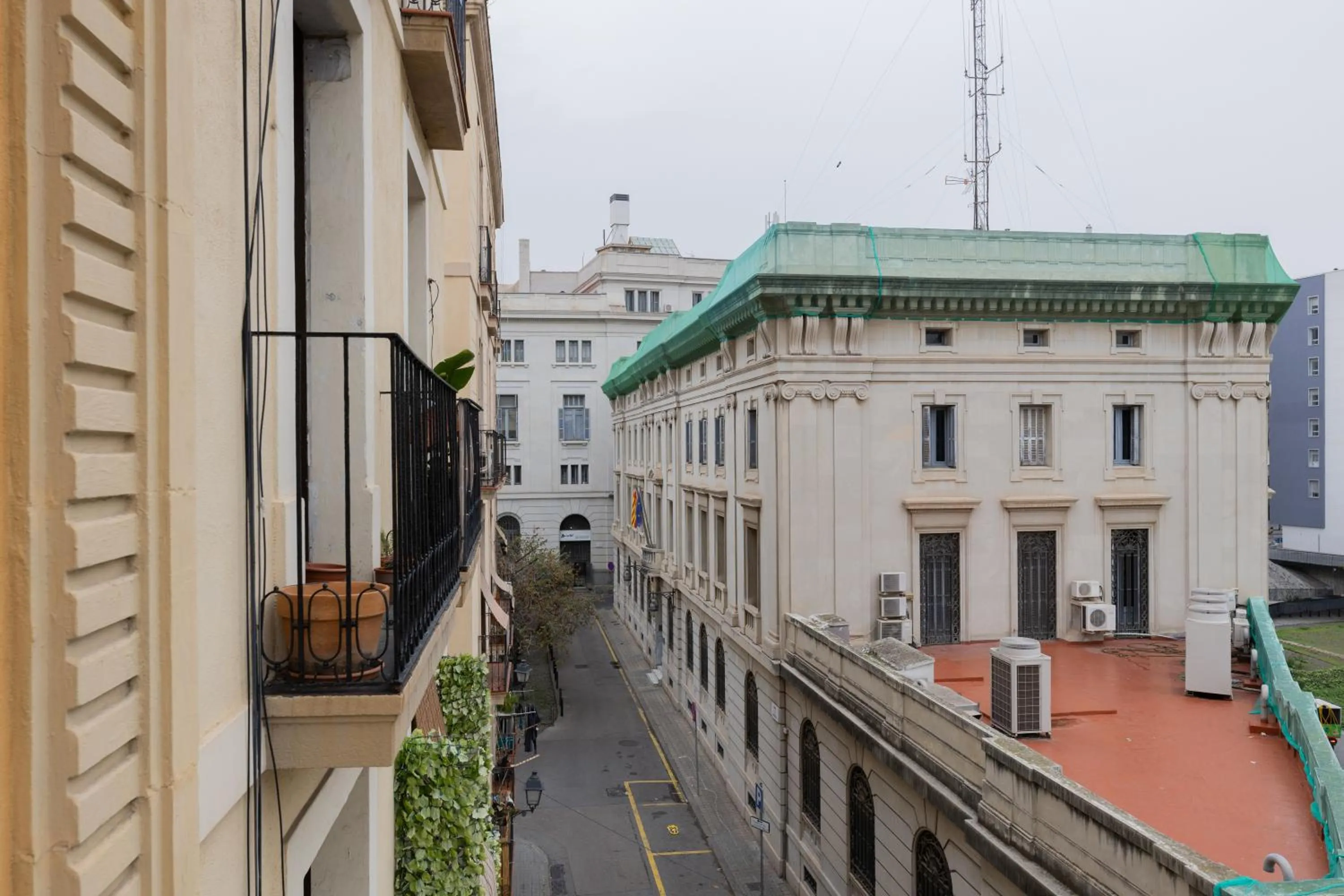 City view in Hotel Lyon