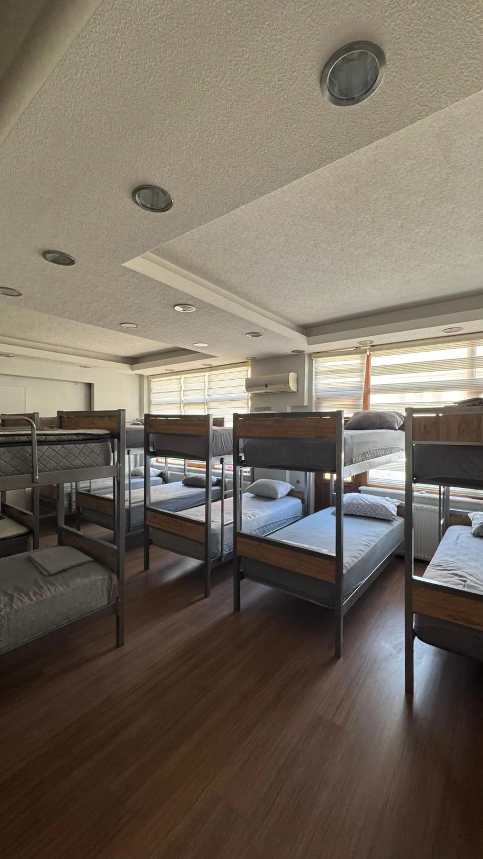 Bed in Hostelida Konya