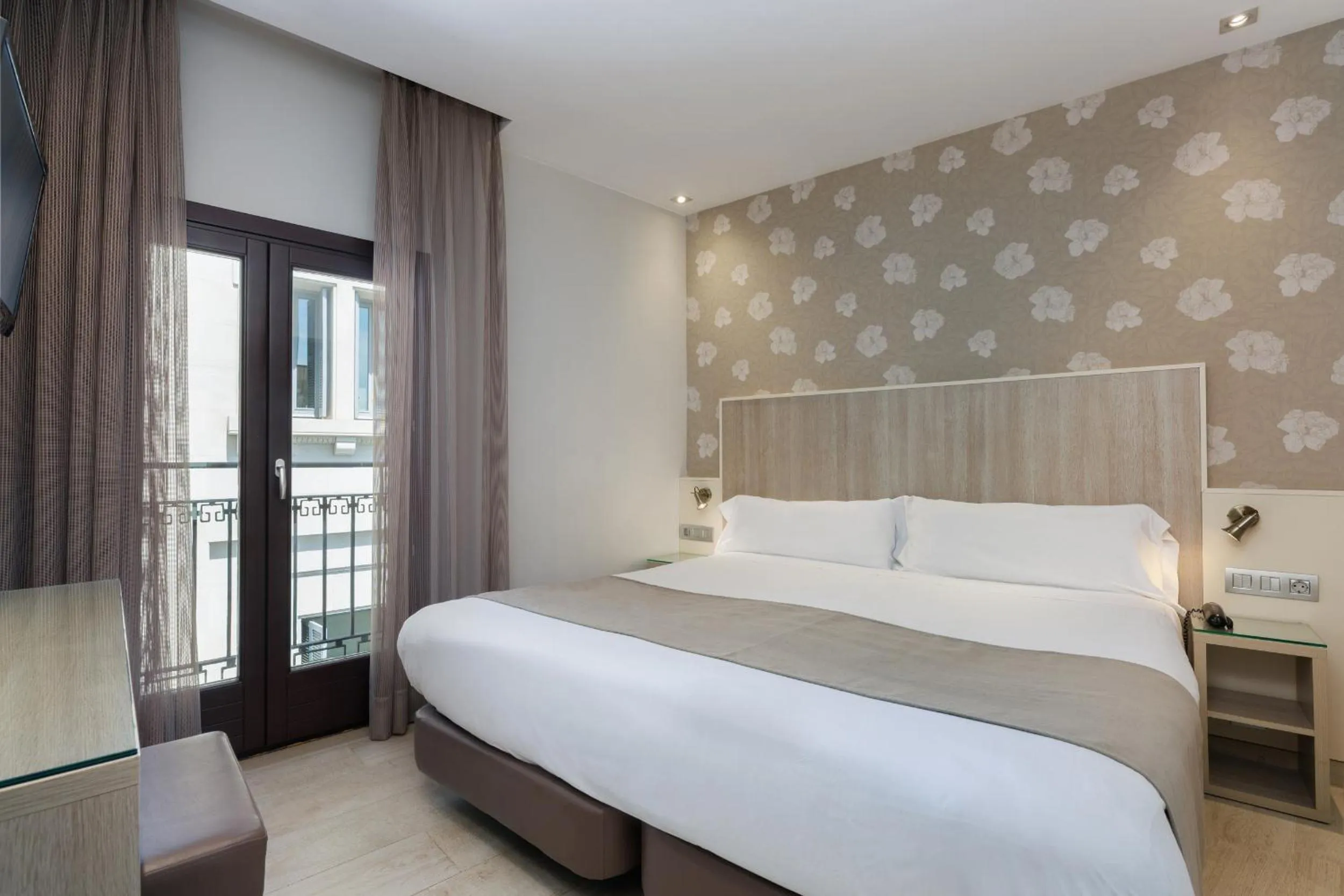 Bedroom, Bed in Hotel Santa Marta