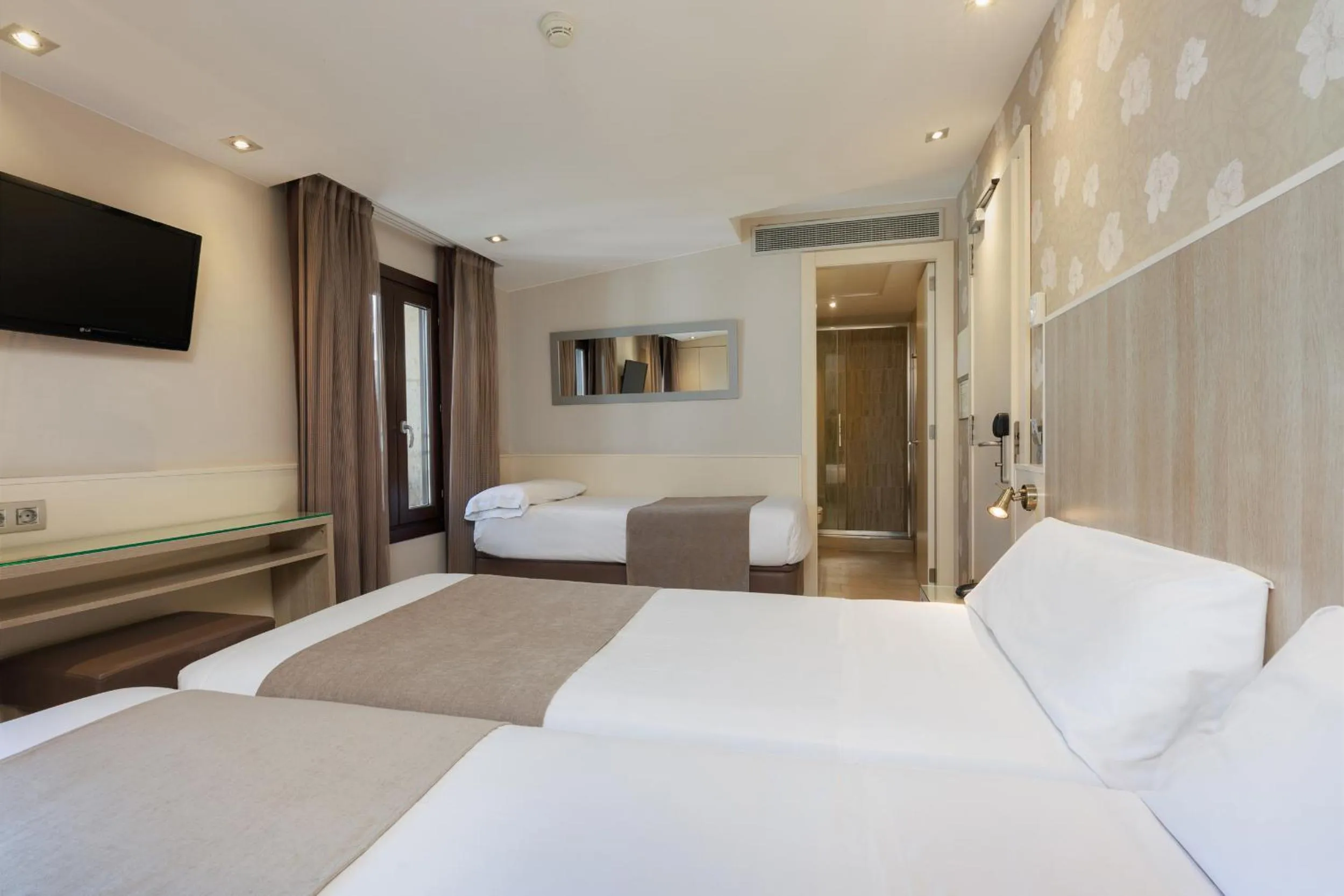 Bedroom, Bed in Hotel Santa Marta