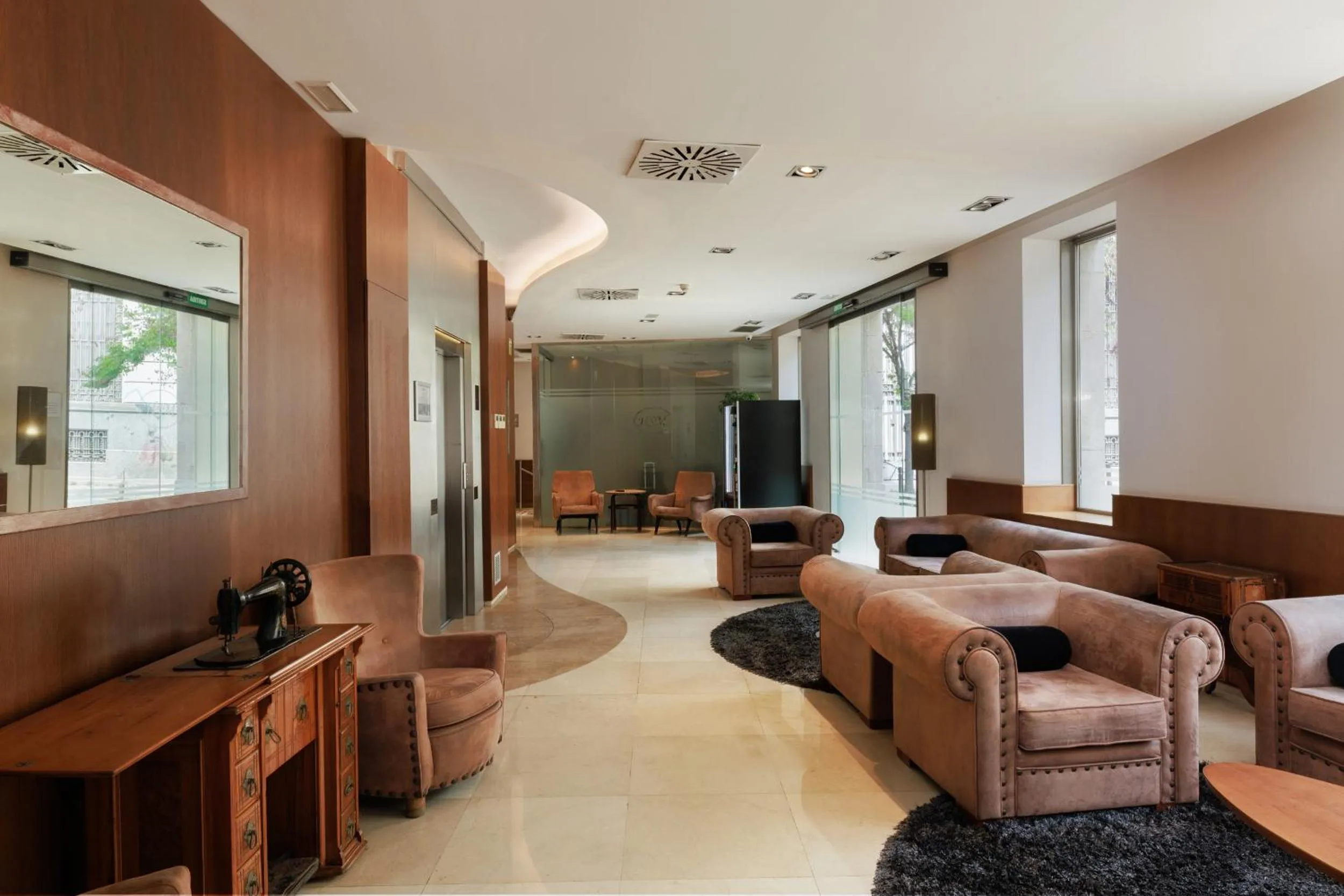 Communal lounge/ TV room in Hotel Santa Marta