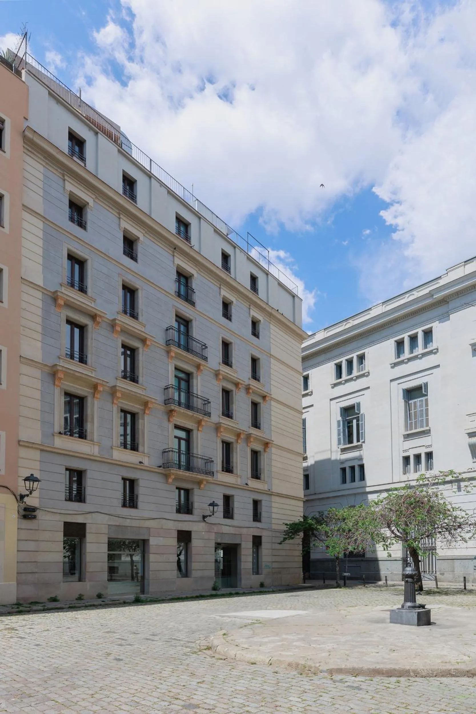 Facade/entrance in Hotel Santa Marta