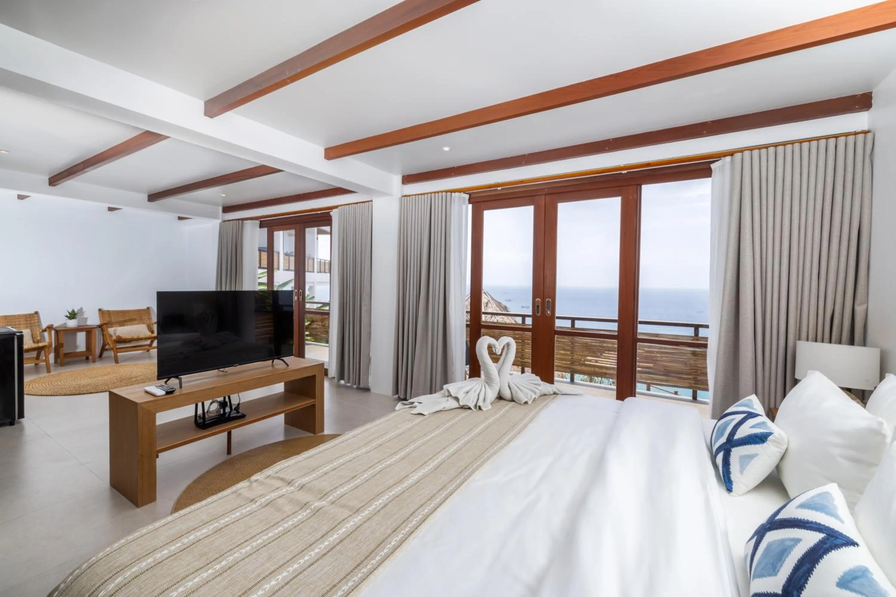 Bed in The AVA Resort Koh Tao