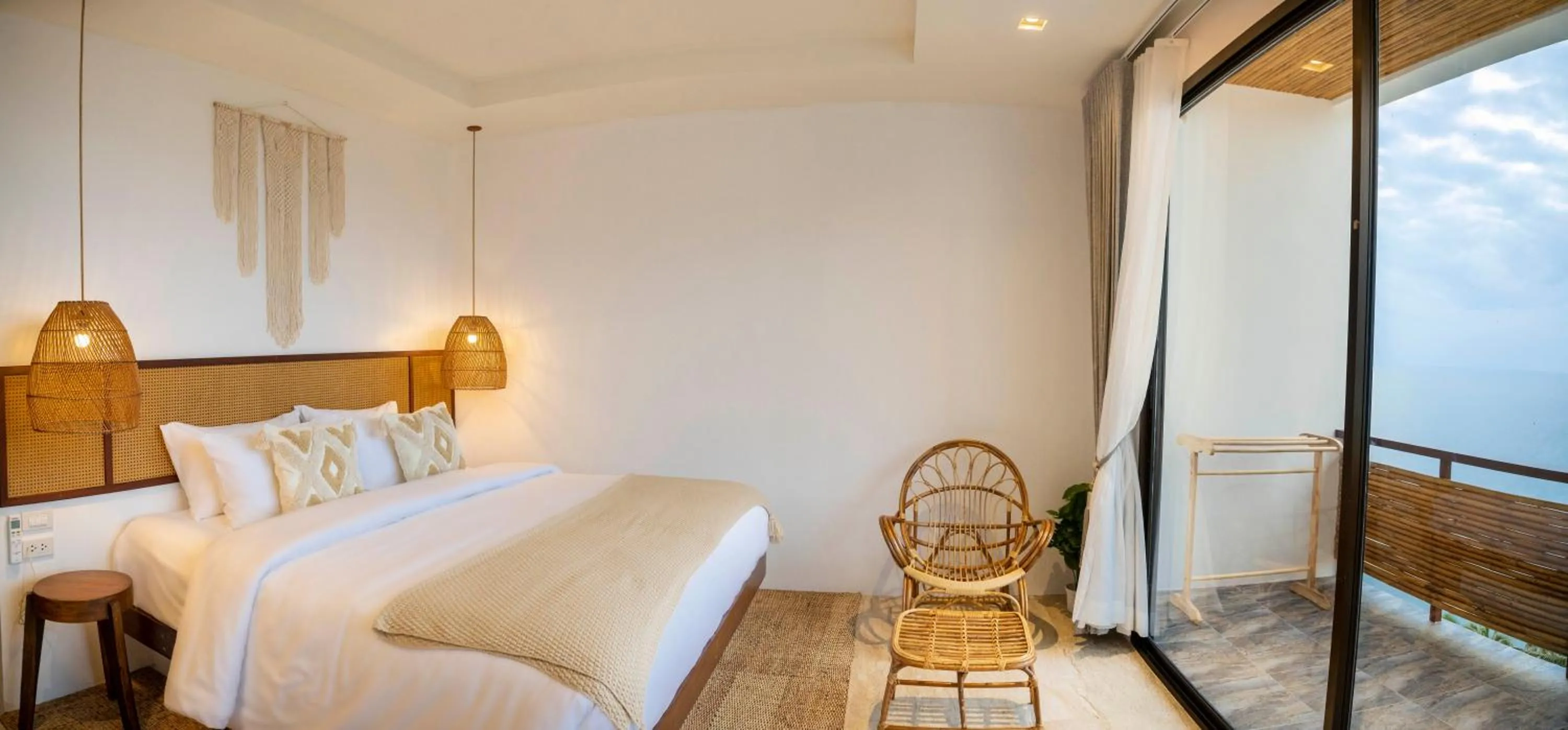 Bedroom, Bed in The AVA Resort Koh Tao