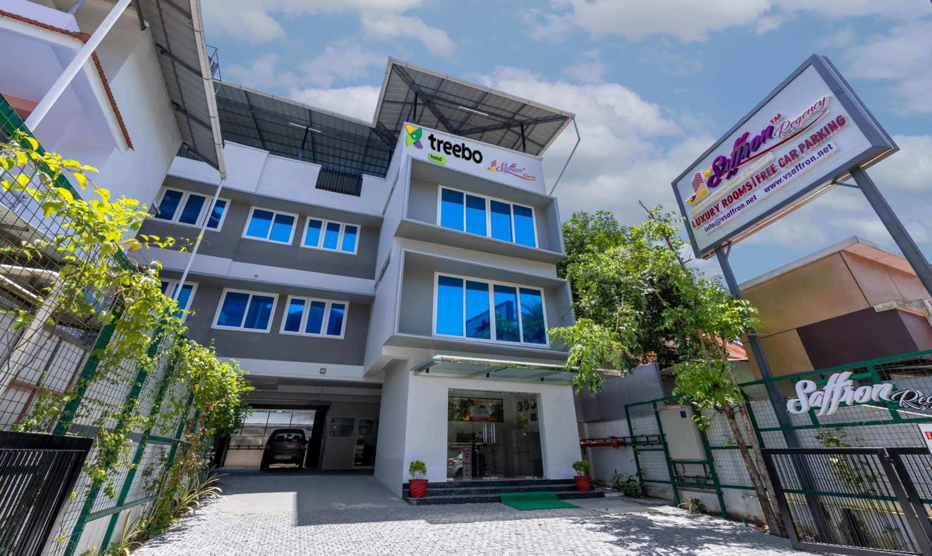 Facade/entrance in Treebo vSaffron Regency, Punnamada Lake