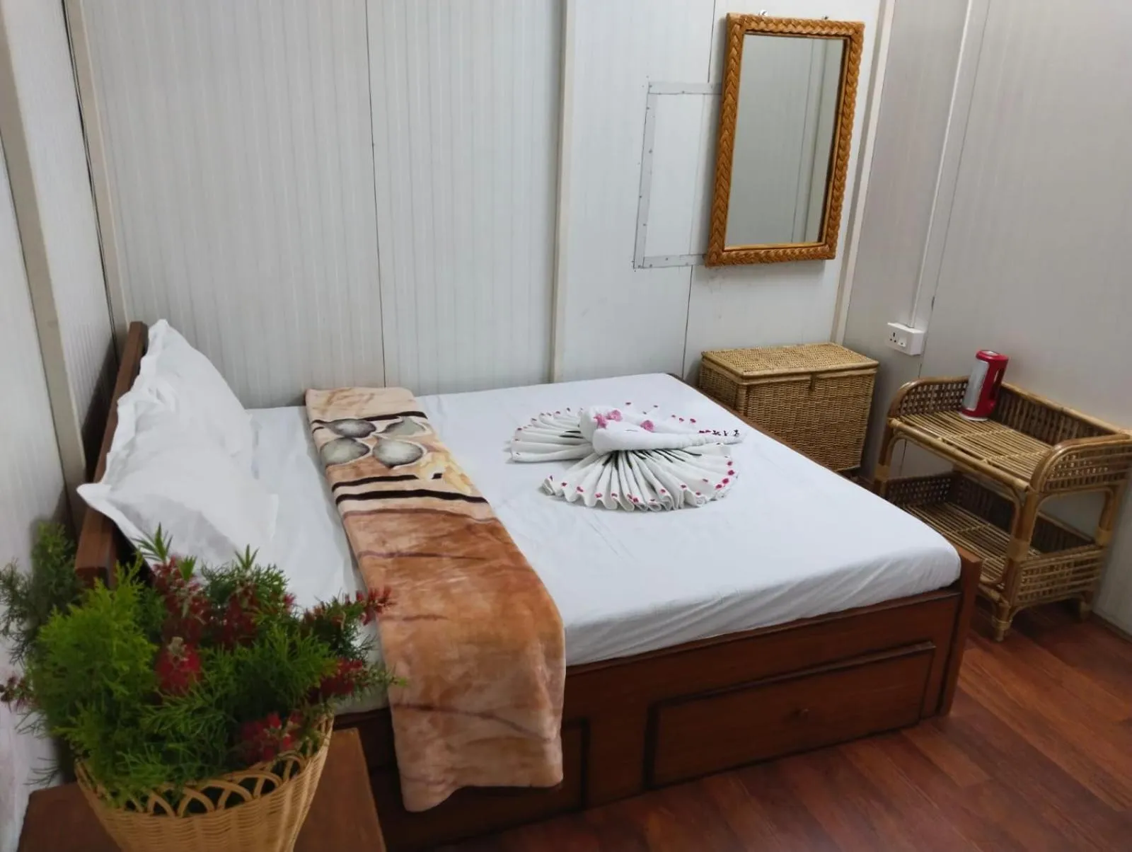 Bed in 4REST INN PRIVATE LIMITED