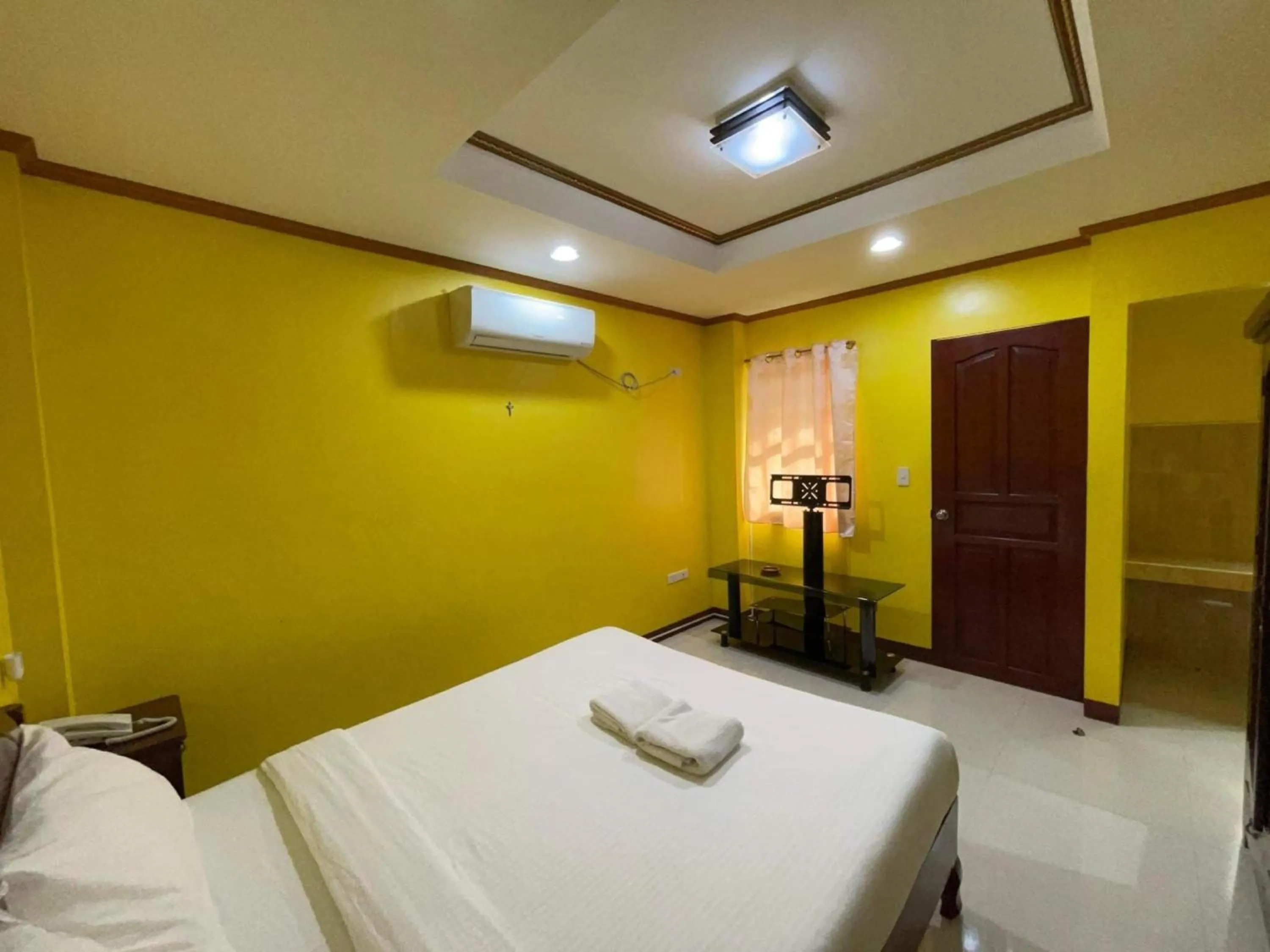 Bedroom, Bed in Casa Venicia Caticlan