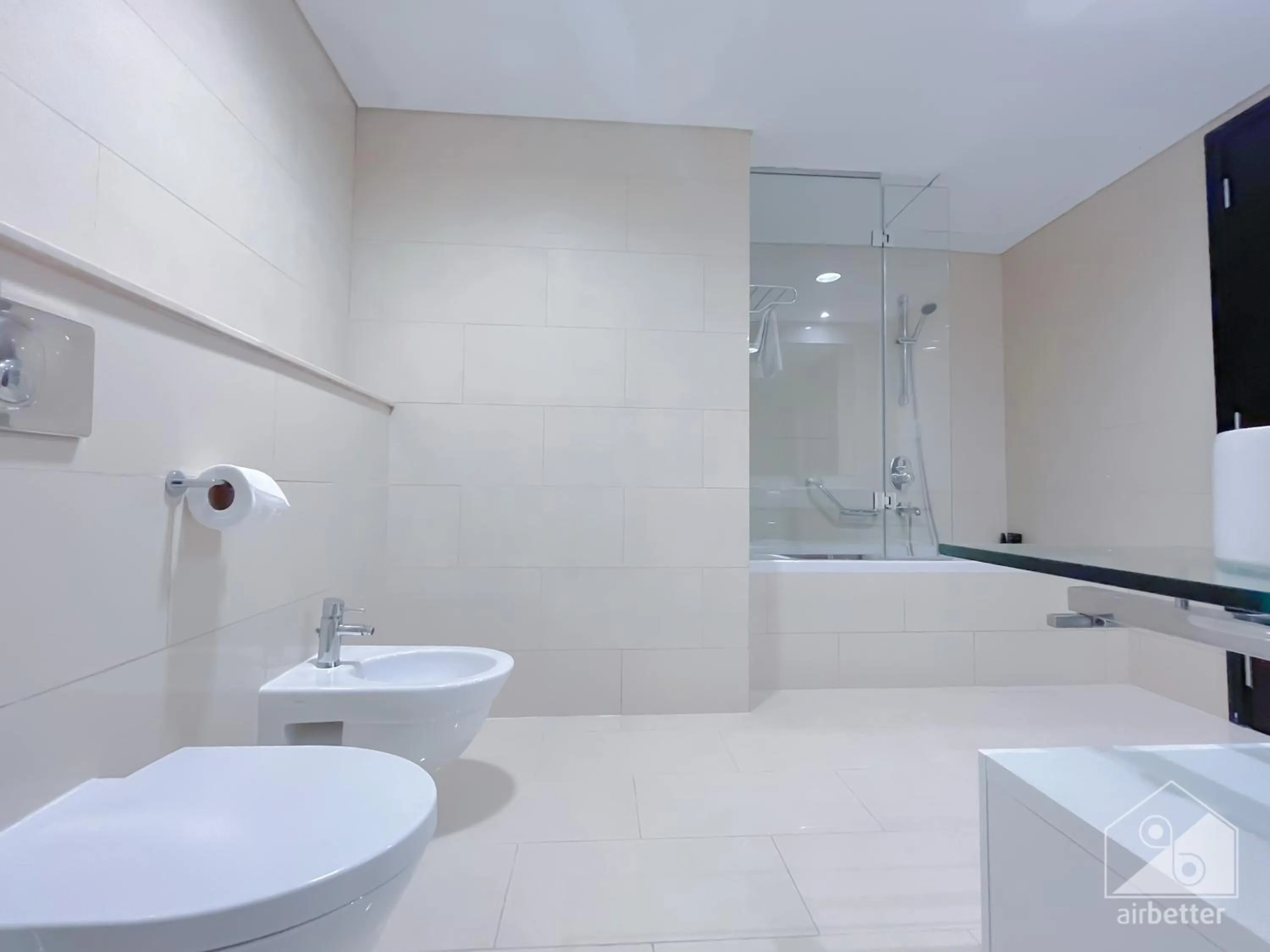 Bathroom in Luxurious Loft with stunning views Dubai