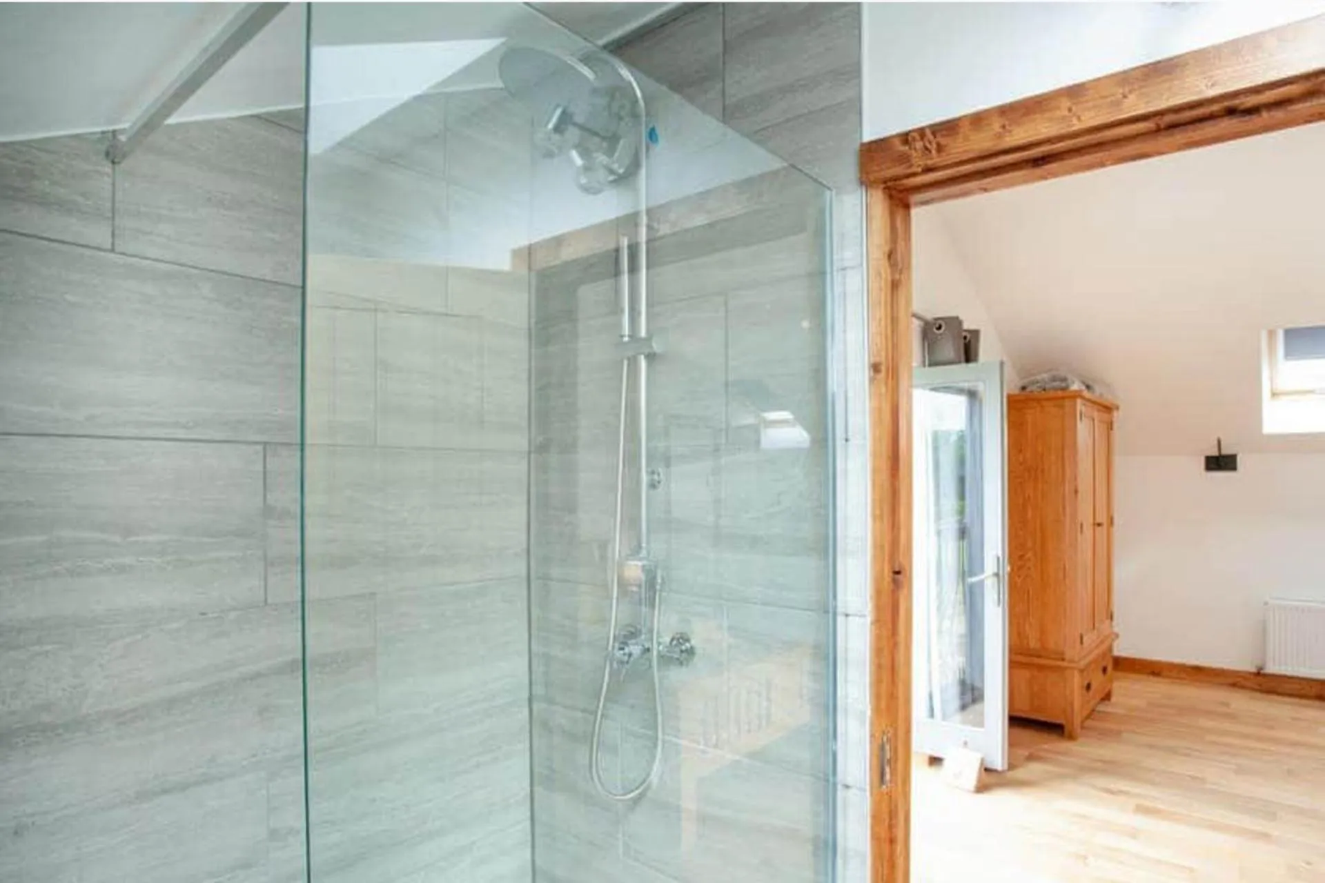 2 Bed Cottage - Hot Tub Garden Parking