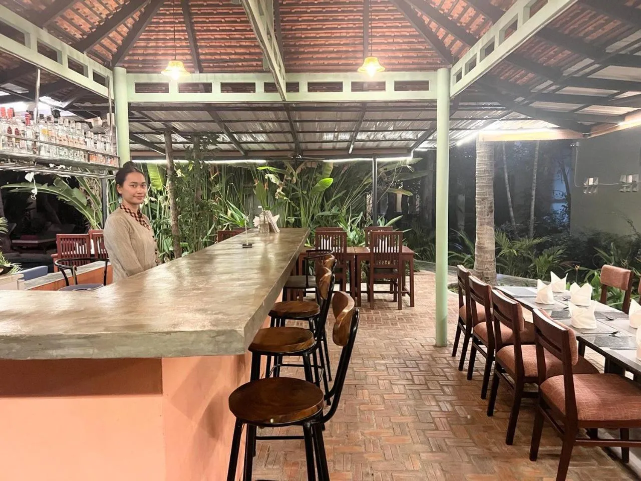 Restaurant/places to eat in Natural Relax Villa