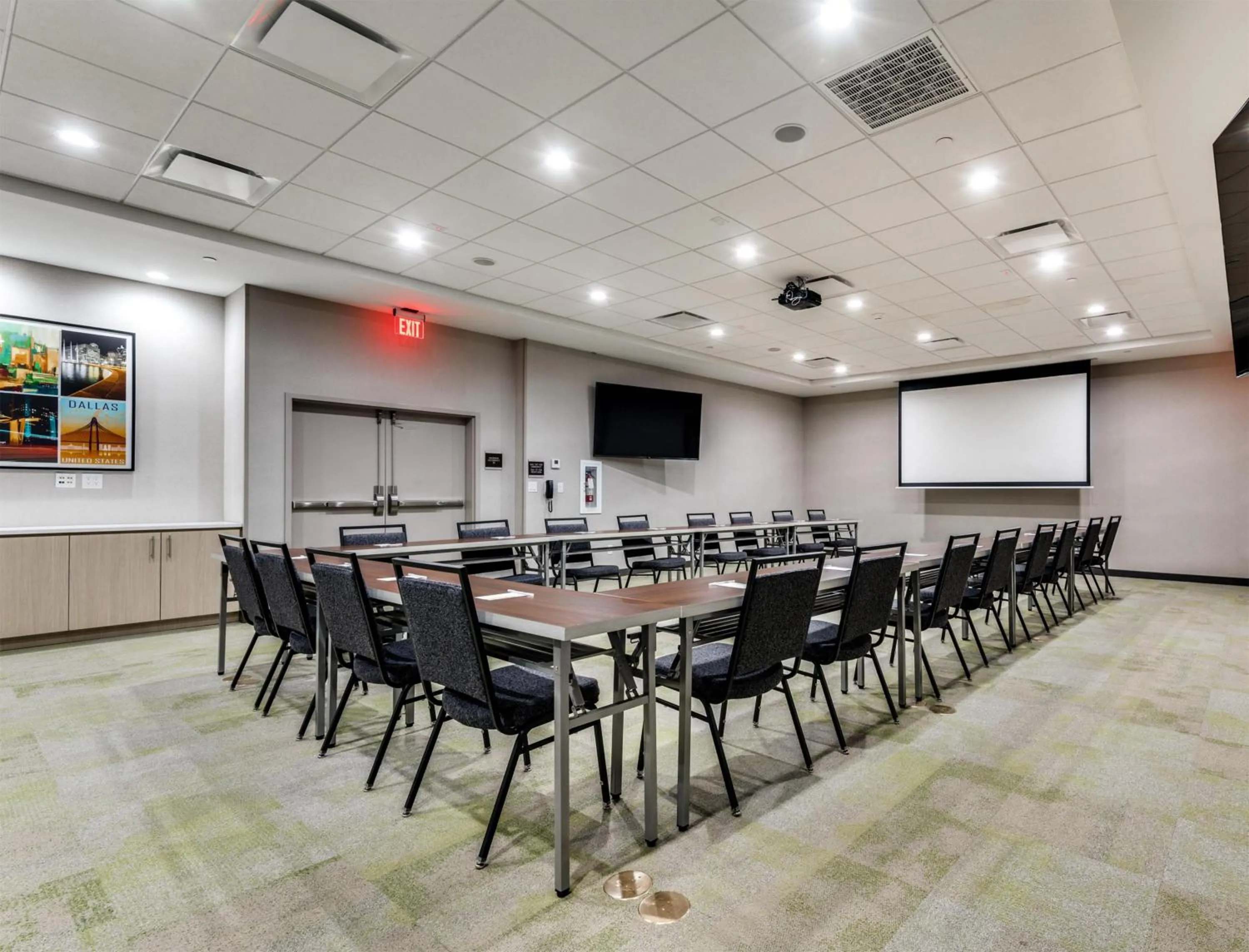 Meeting/conference room in Home2 Suites By Hilton Dallas Medical District Lovefield, Tx