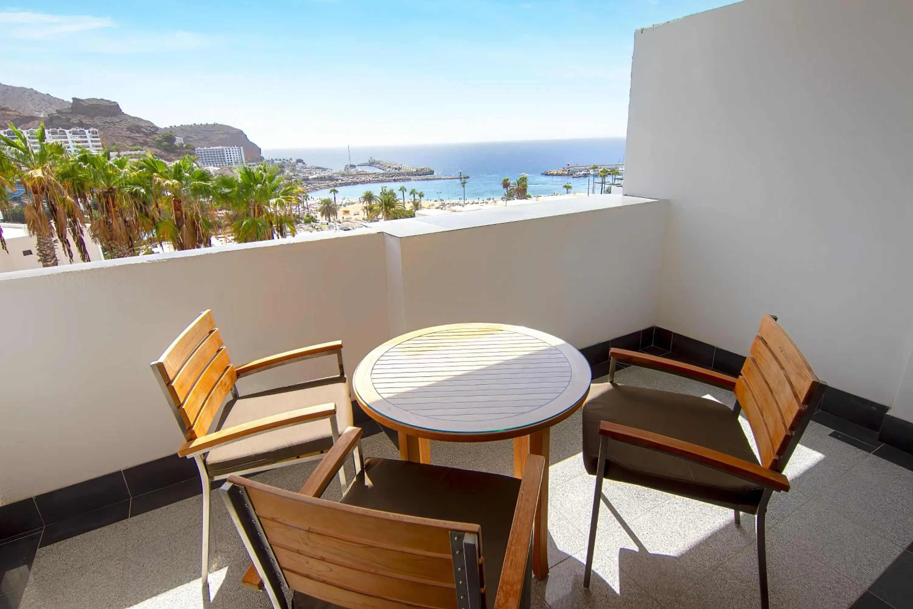 Day in Aparthotel Maracaibo