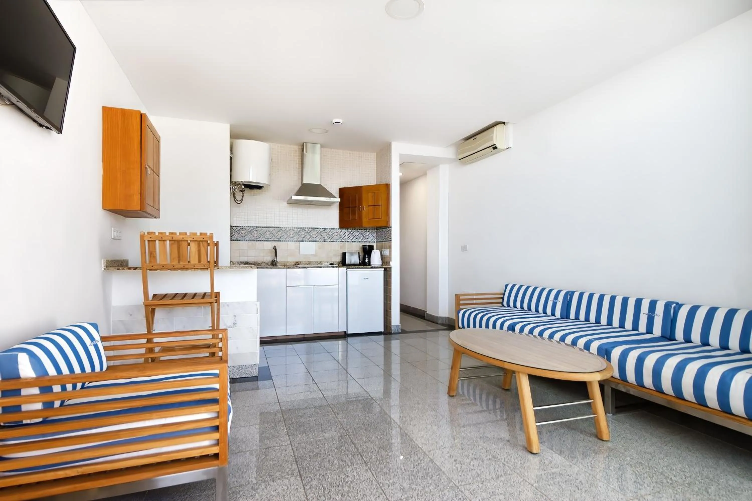 Kitchen or kitchenette in Aparthotel Maracaibo