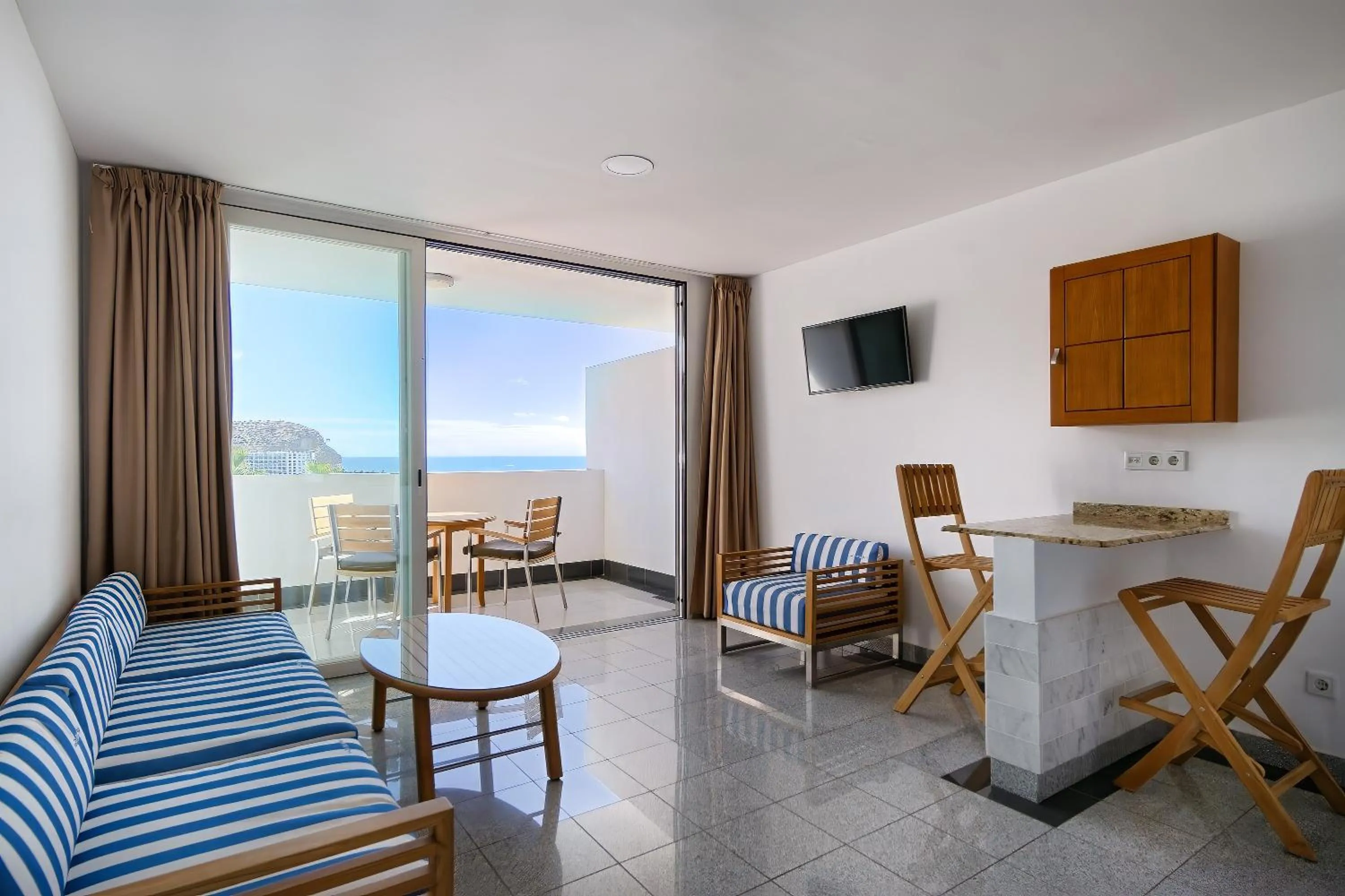 TV and multimedia in Aparthotel Maracaibo