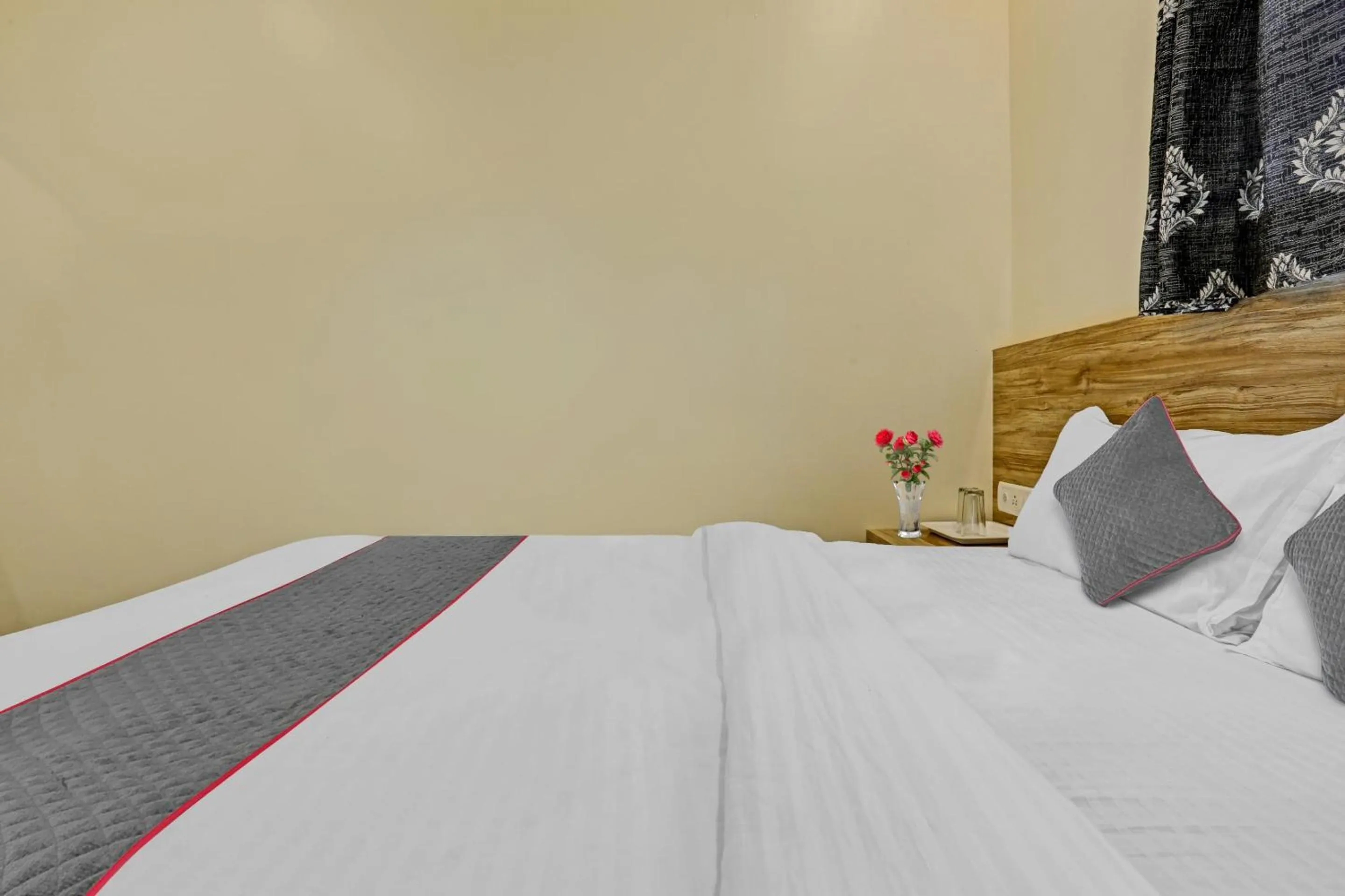 Bedroom, Bed in Hotel O Kiwi International