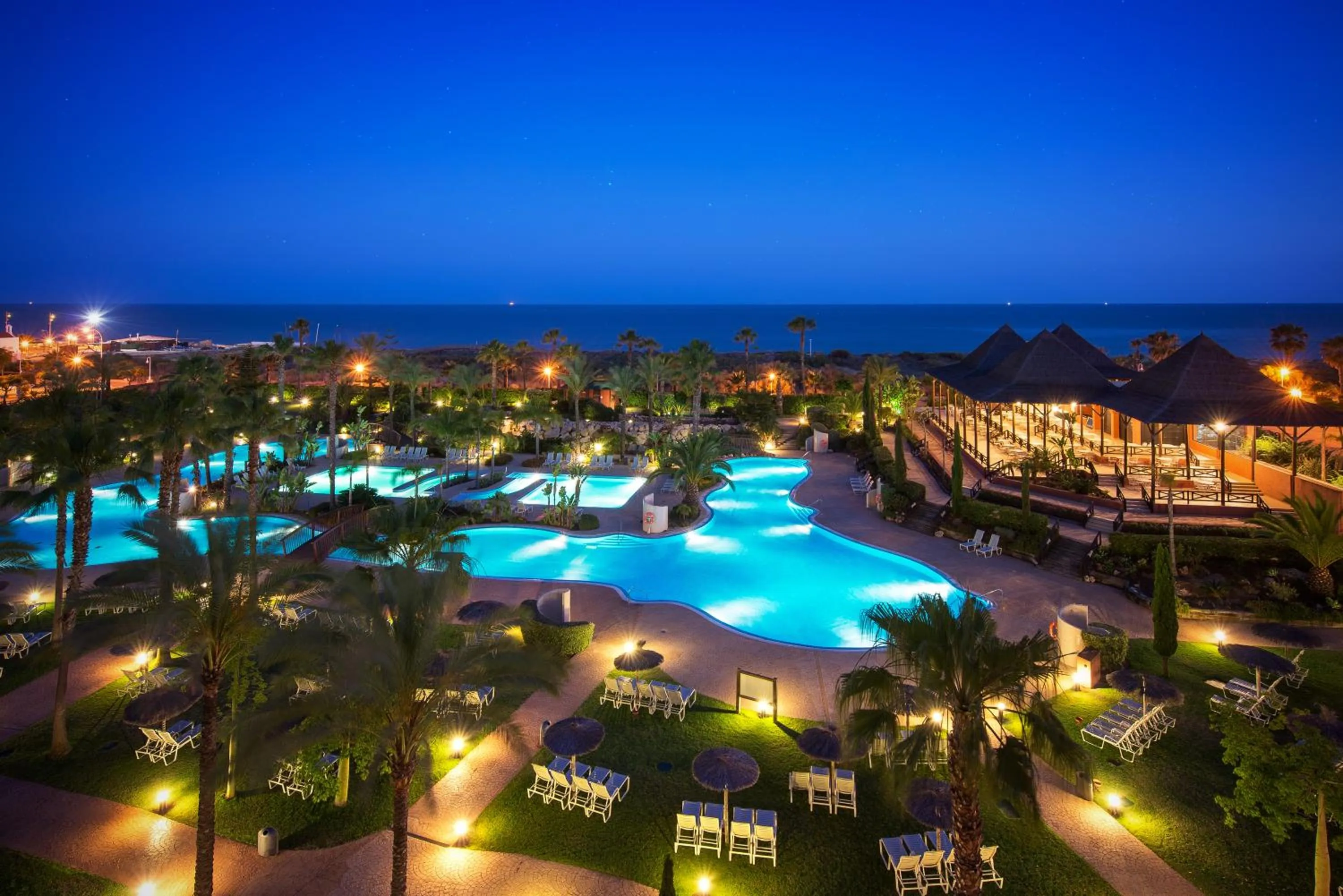Swimming pool in Puerto Antilla Grand Hotel