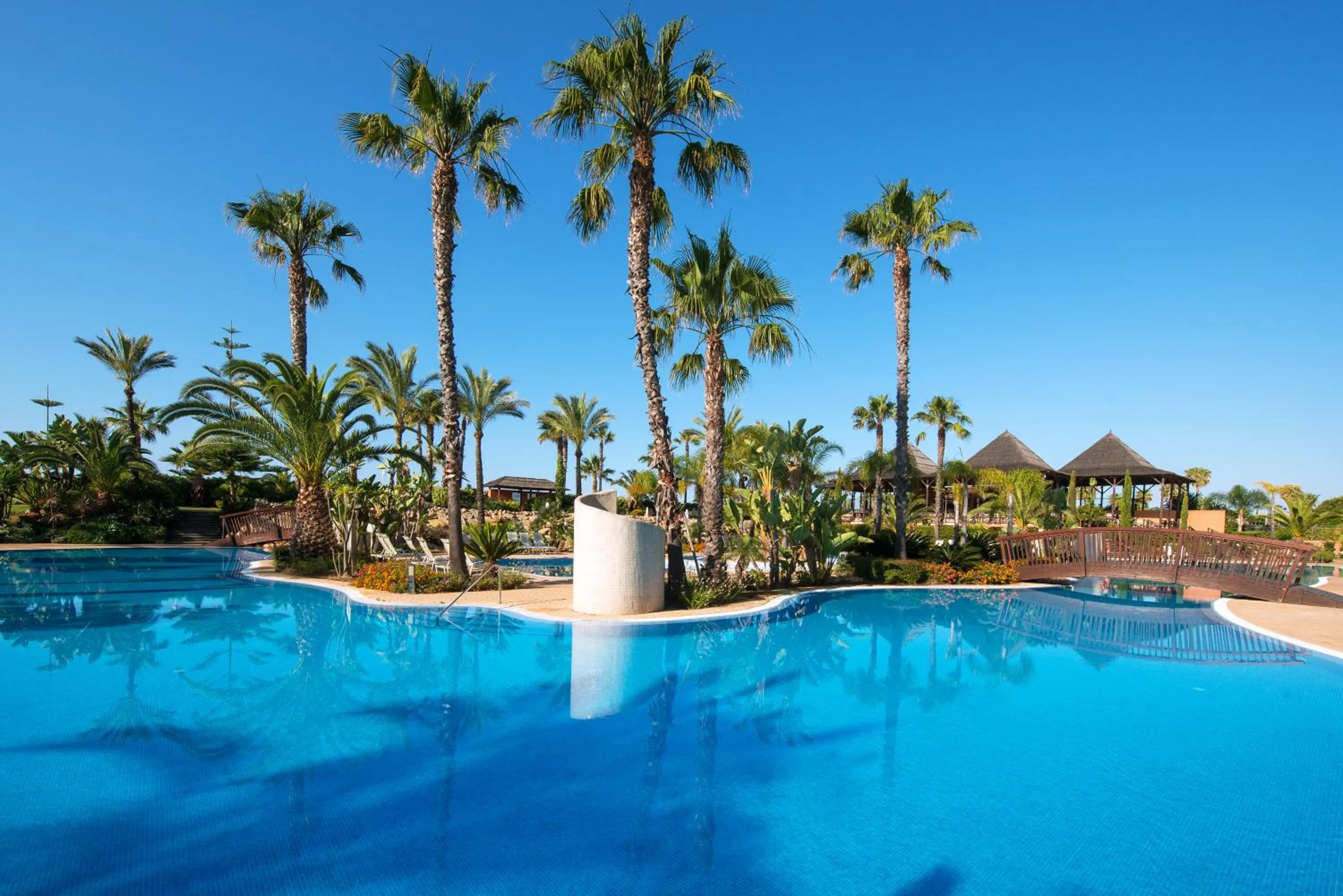 Swimming pool in Puerto Antilla Grand Hotel