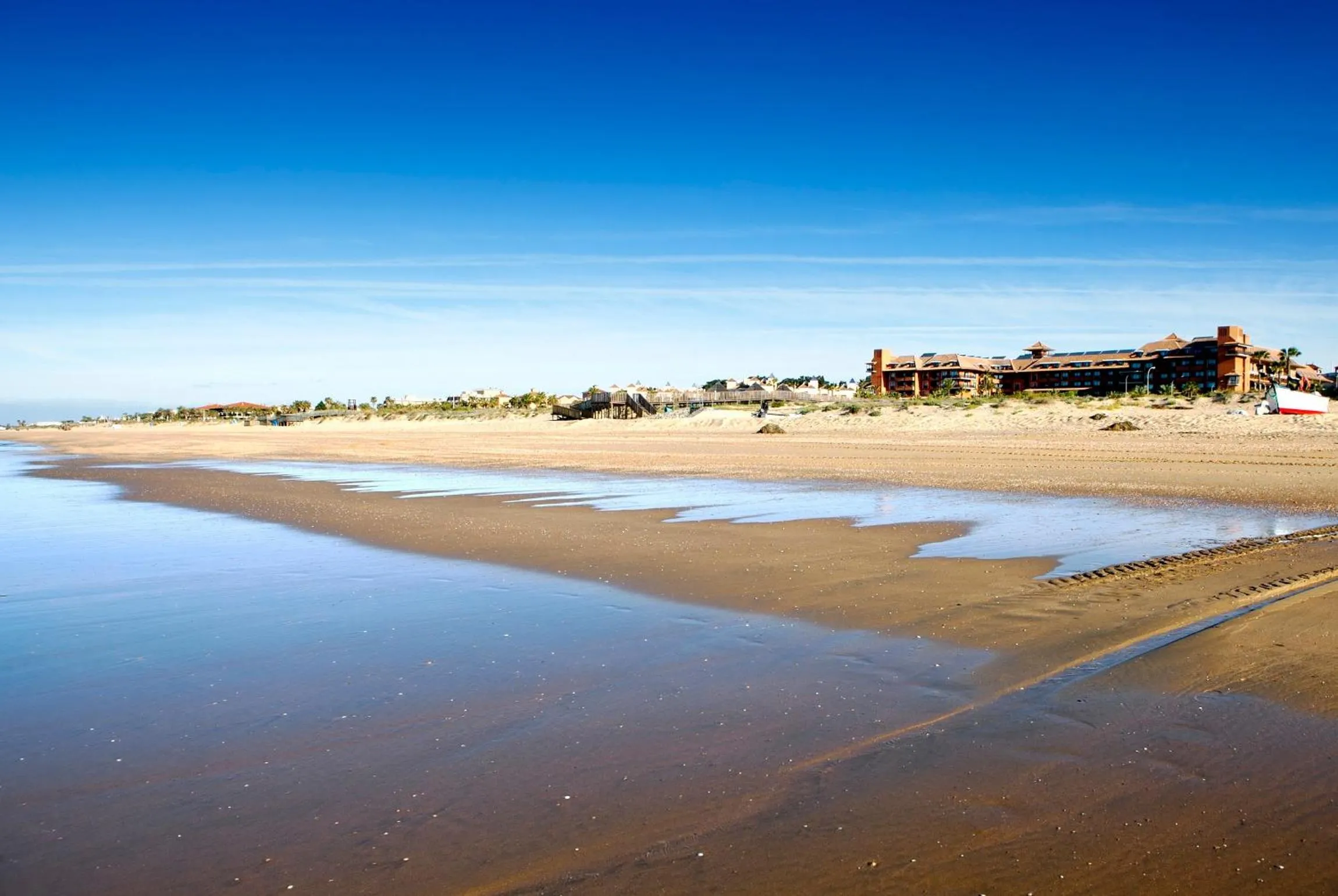 Beach in Puerto Antilla Grand Hotel