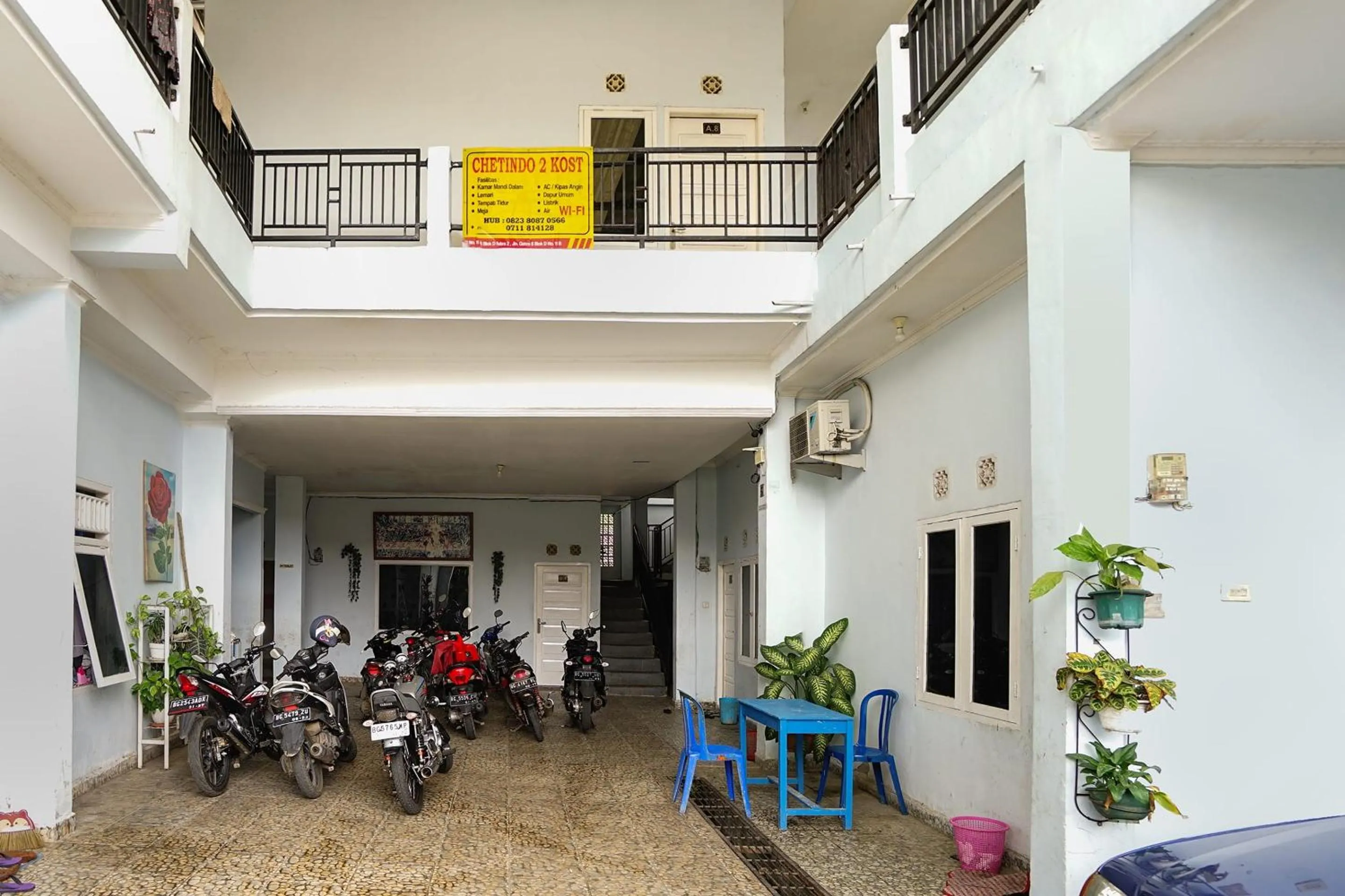 Lobby or reception in OYO Life 92046 Garuda Residence