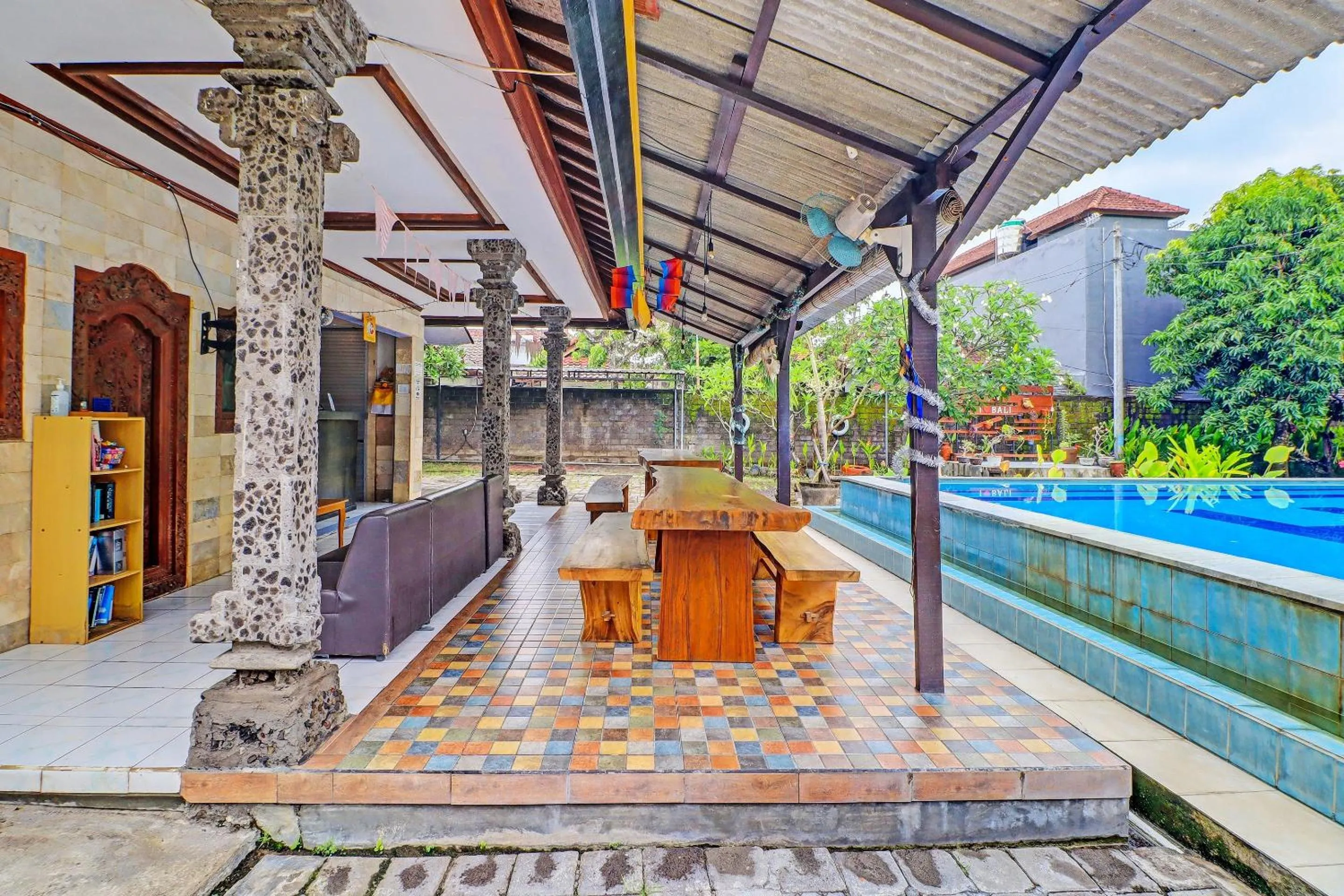 Lobby or reception in Capital O 92094 Hotel Kertha