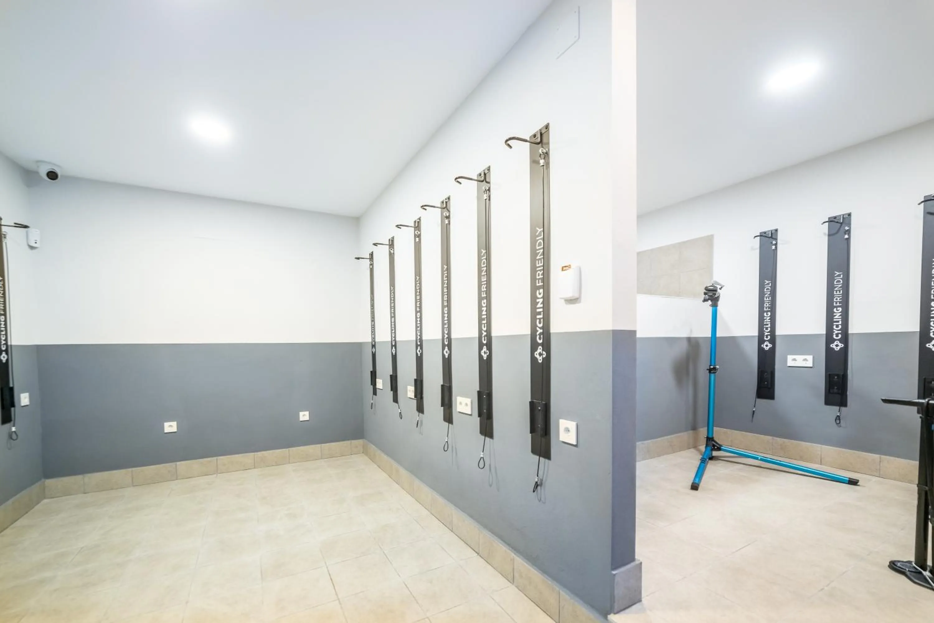 Cycling in Nuevo Torreluz