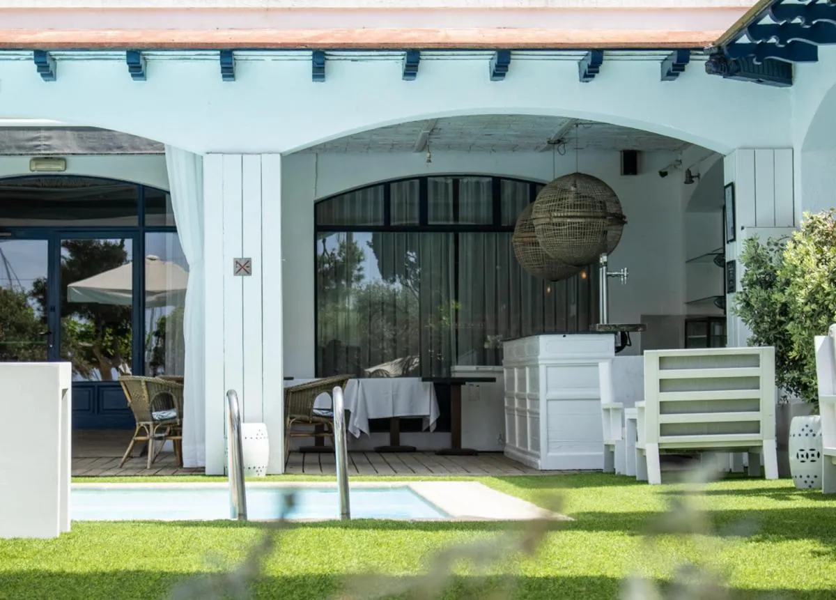 Swimming pool in Hotel Trias