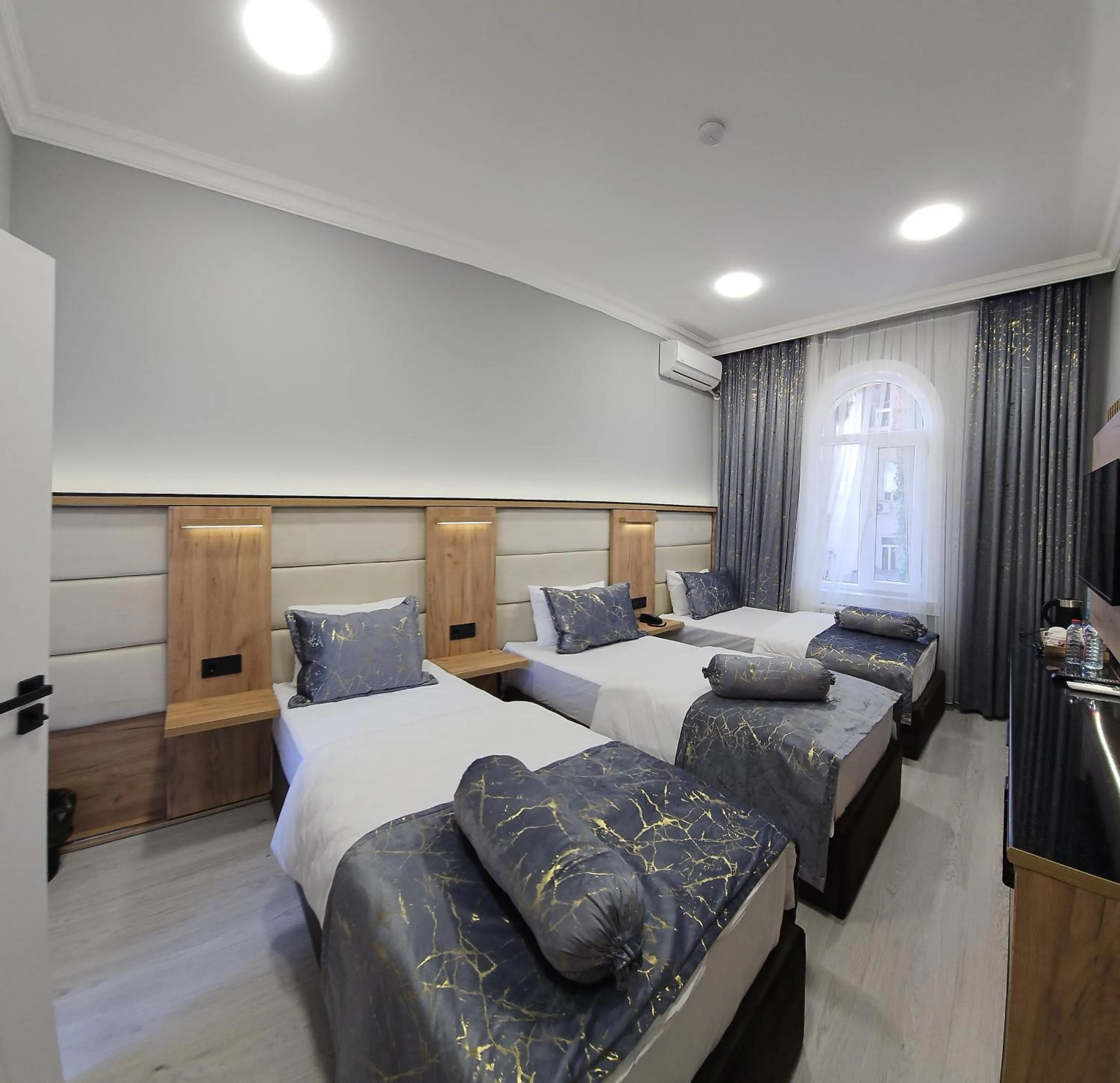 Standard Triple Room in Old City Ganja