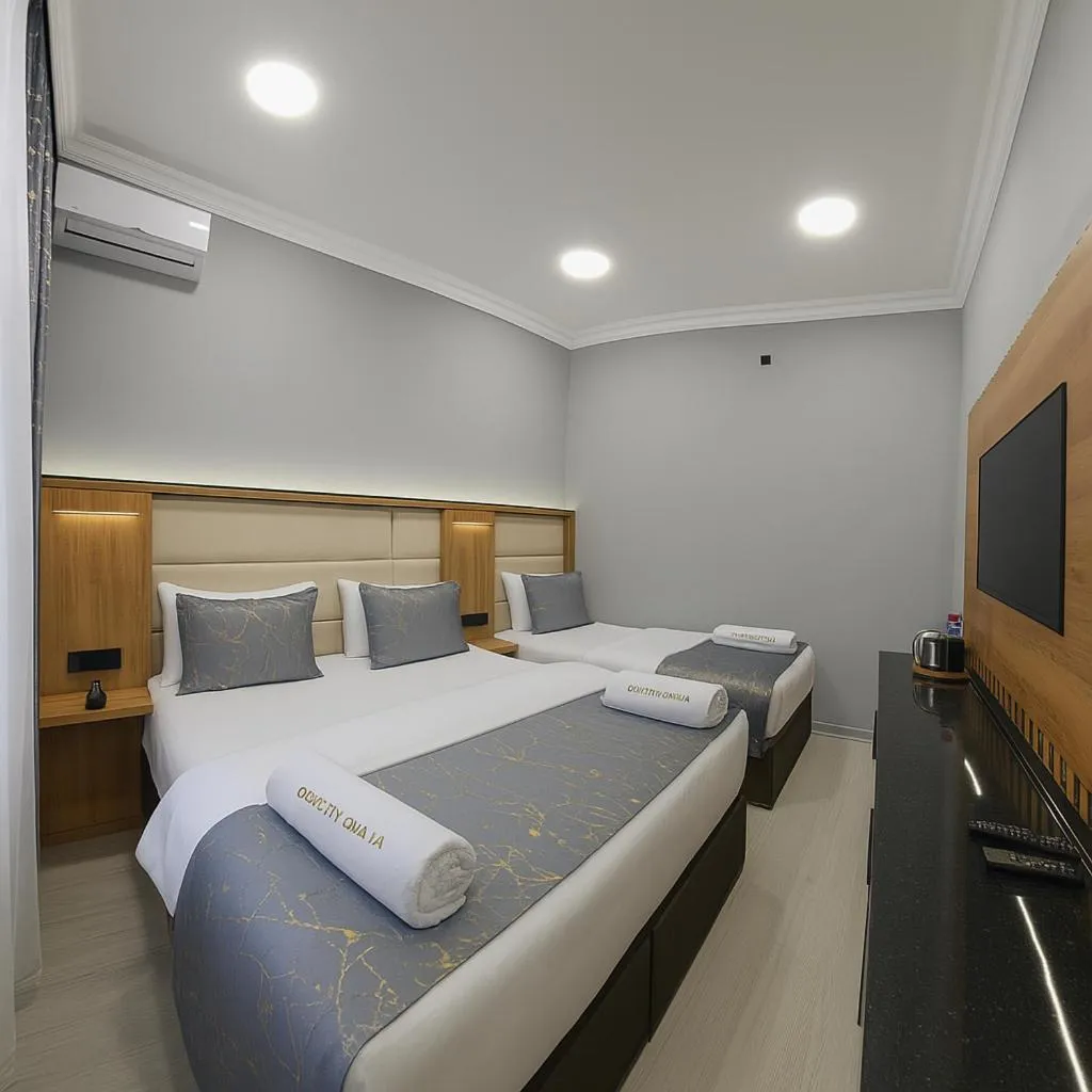 Communal lounge/ TV room, Bed in Old City Ganja