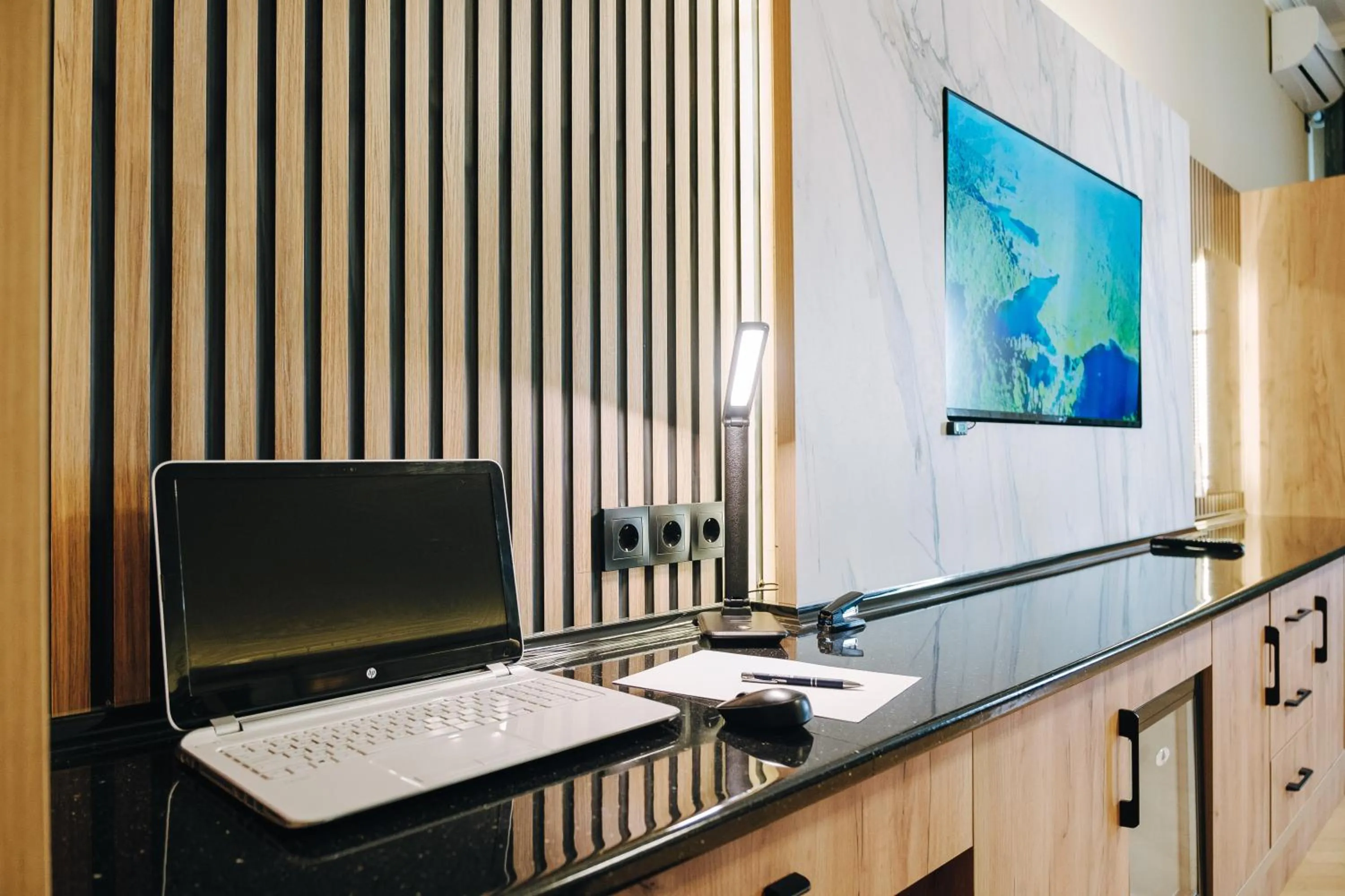 Communal lounge/ TV room in Old City Ganja