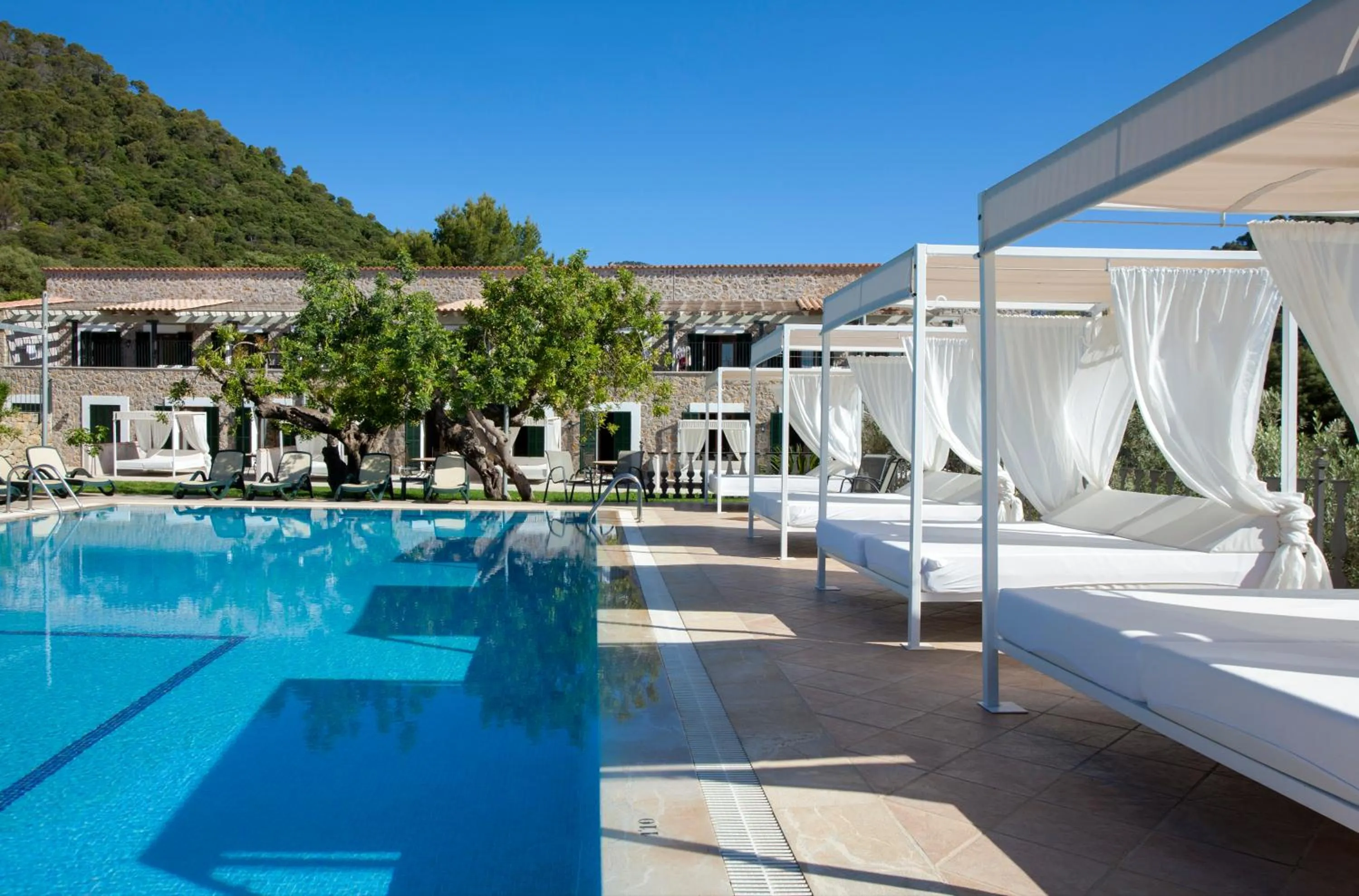 Day in Finca Binibona Parc Natural